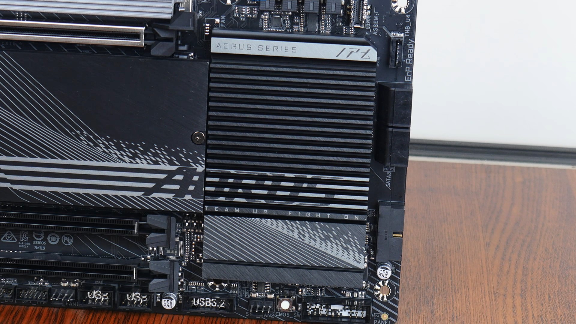 Gigabyte X670 AORUS ELITE AX Chipset Heatsink