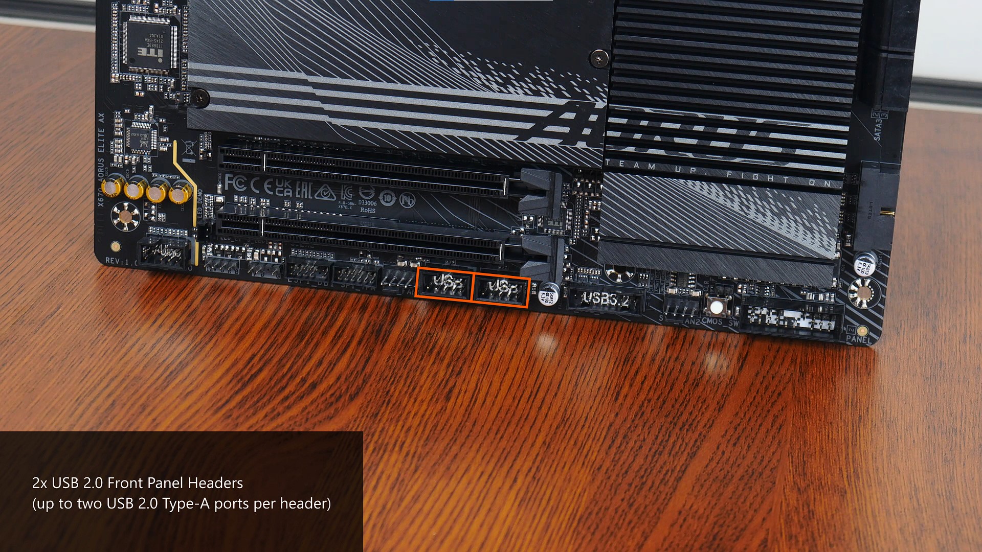 Gigabyte X670 AORUS ELITE AX FP USB 2.0 Type-A