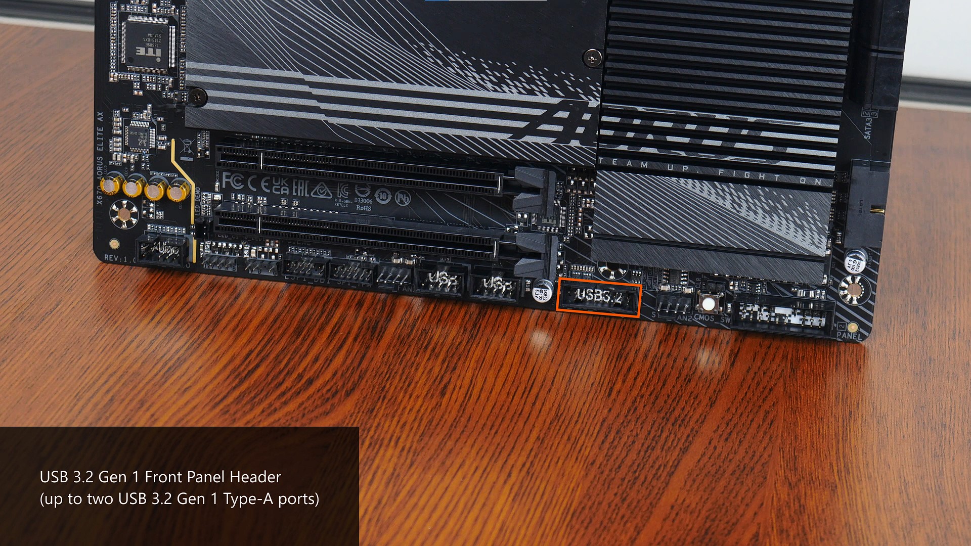 Gigabyte X670 AORUS ELITE AX FP USB 3.2 Gen 1 Type-A (2)