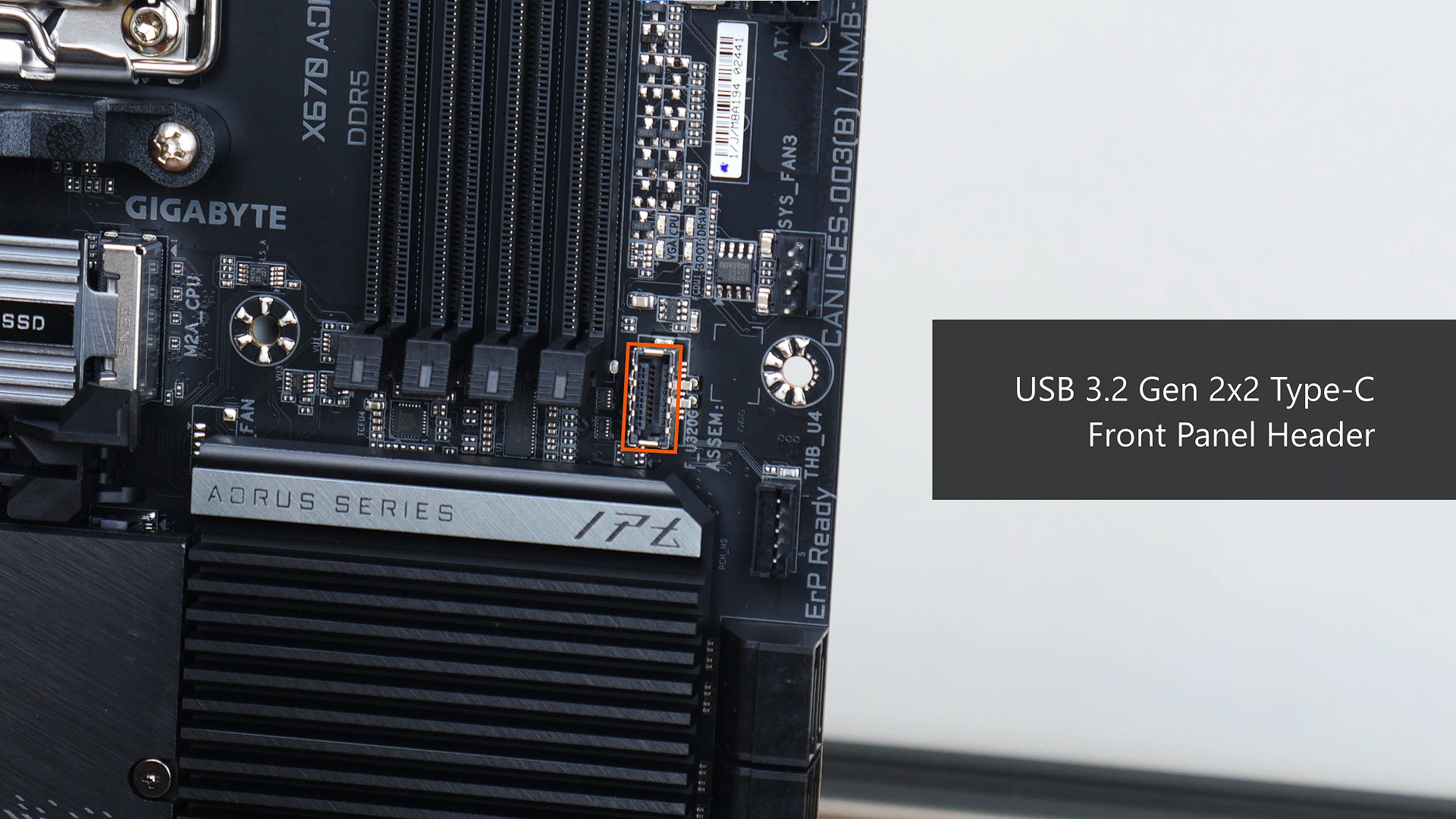 Gigabyte X670 AORUS ELITE AX FP USB 3.2 Gen 2x2 Type-C