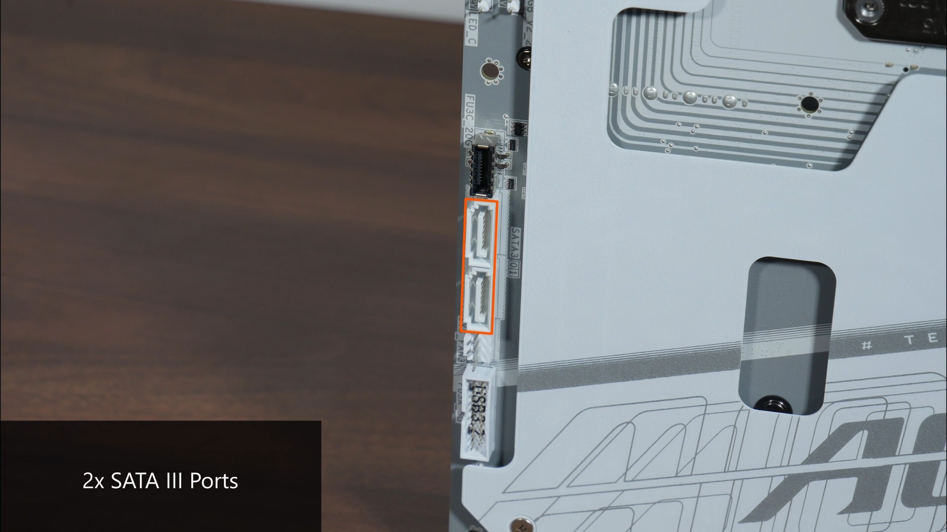 Gigabyte X870 AORUS STEALTH ICE SATA III Ports