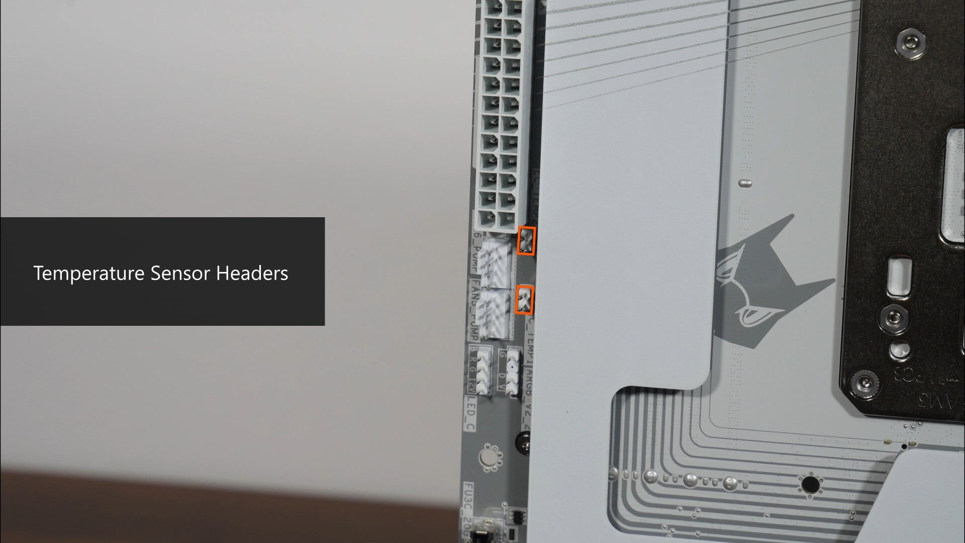 Gigabyte X870 AORUS STEALTH ICE Temperature Sensor Headers