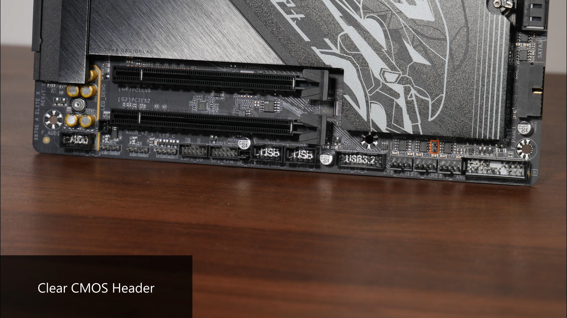 Gigabyte X870E AORUS ELITE X3D Clear CMOS Header