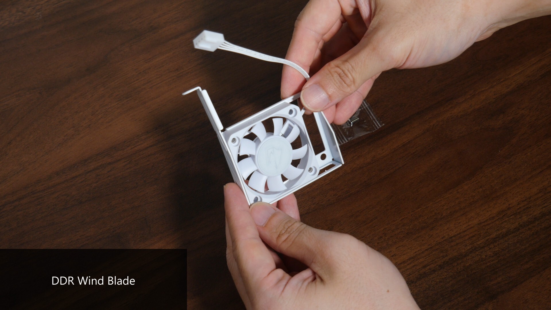 Gigabyte X870E AORUS MASTER X3D ICE DDR Wind Blade (2)