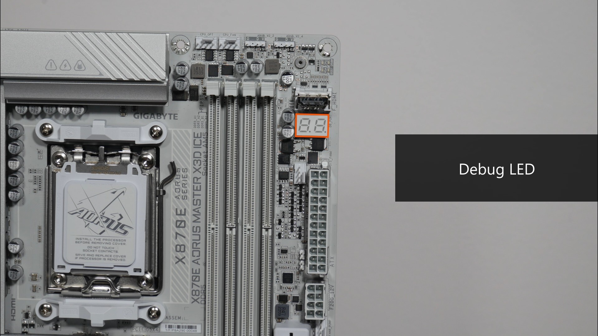 Gigabyte X870E AORUS MASTER X3D ICE Debug LED