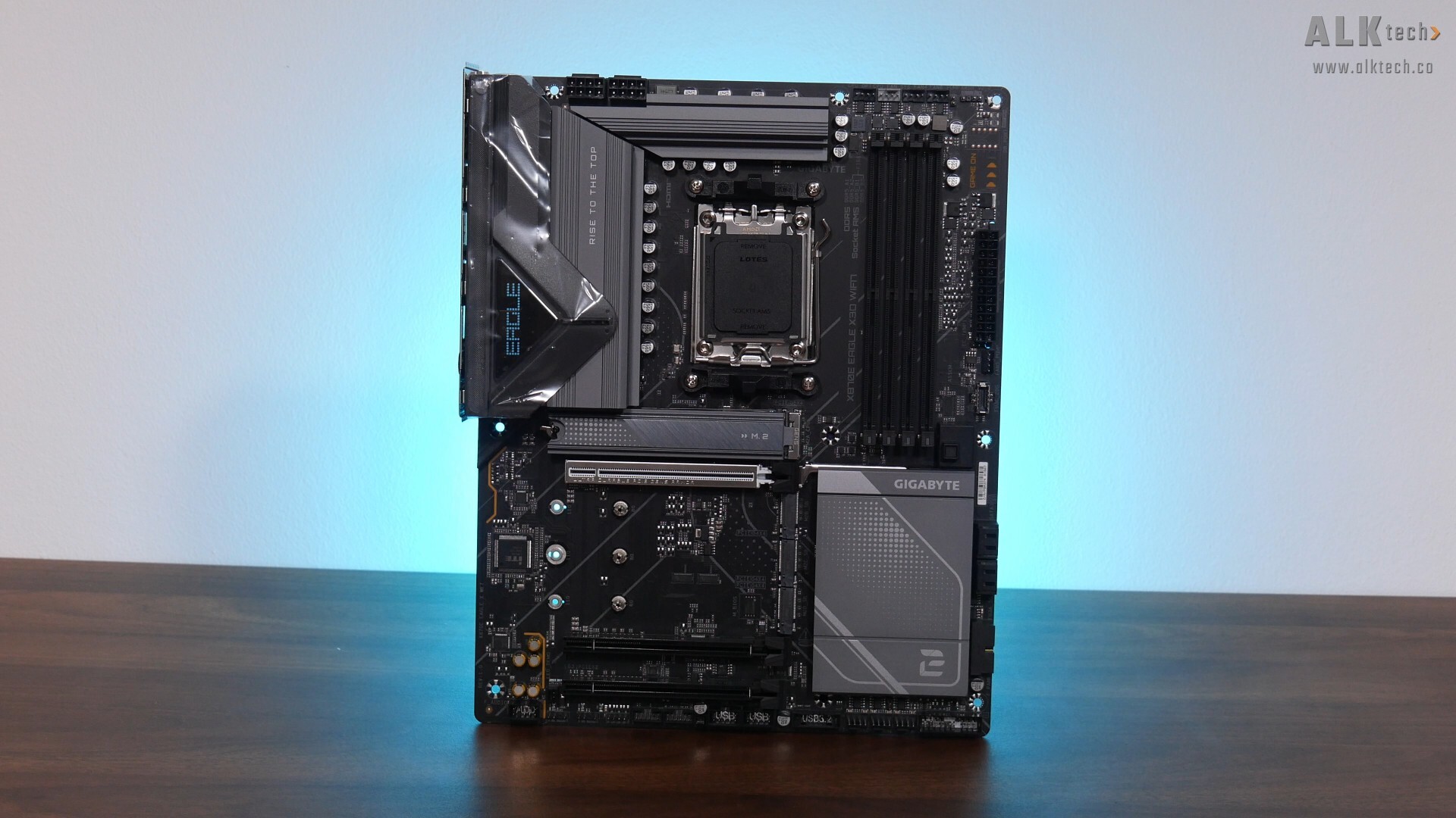 Gigabyte X870E EAGLE X3D WIFI7