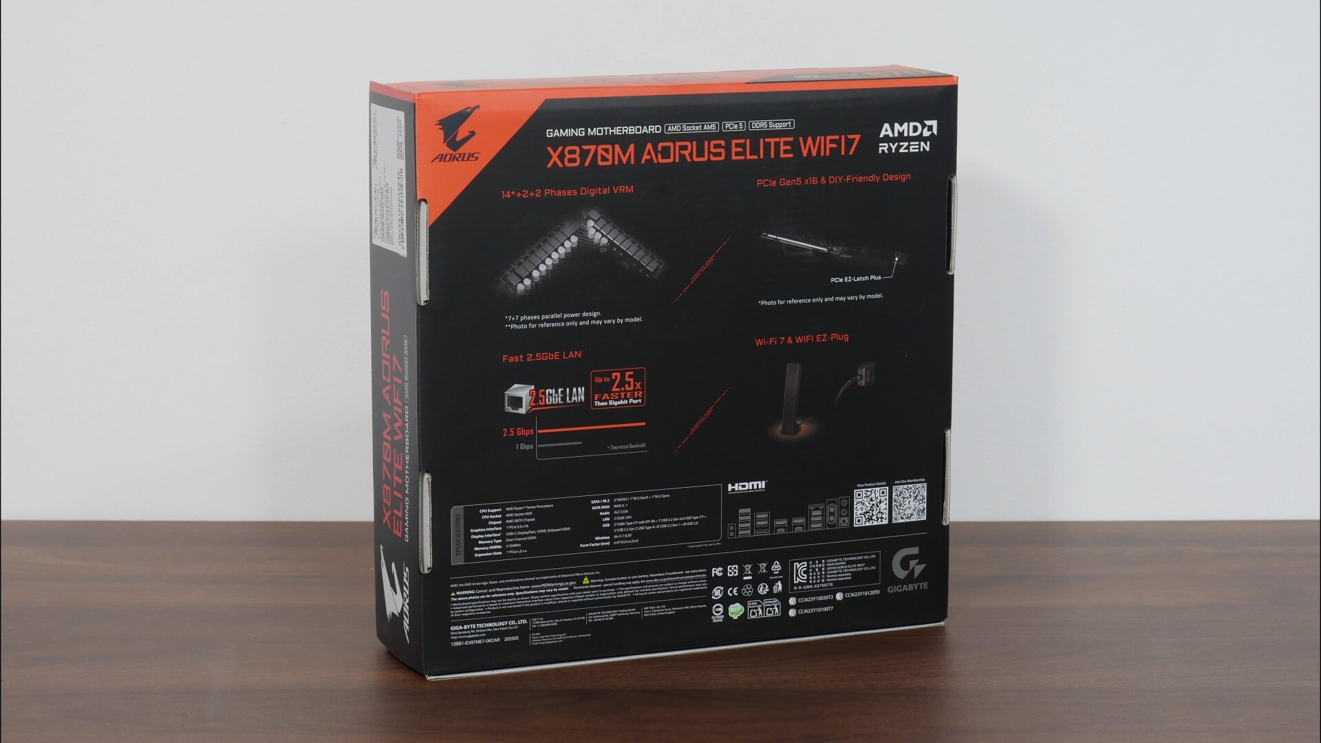Gigabyte X870M AORUS ELITE WIFI7 Packaging (Rear)