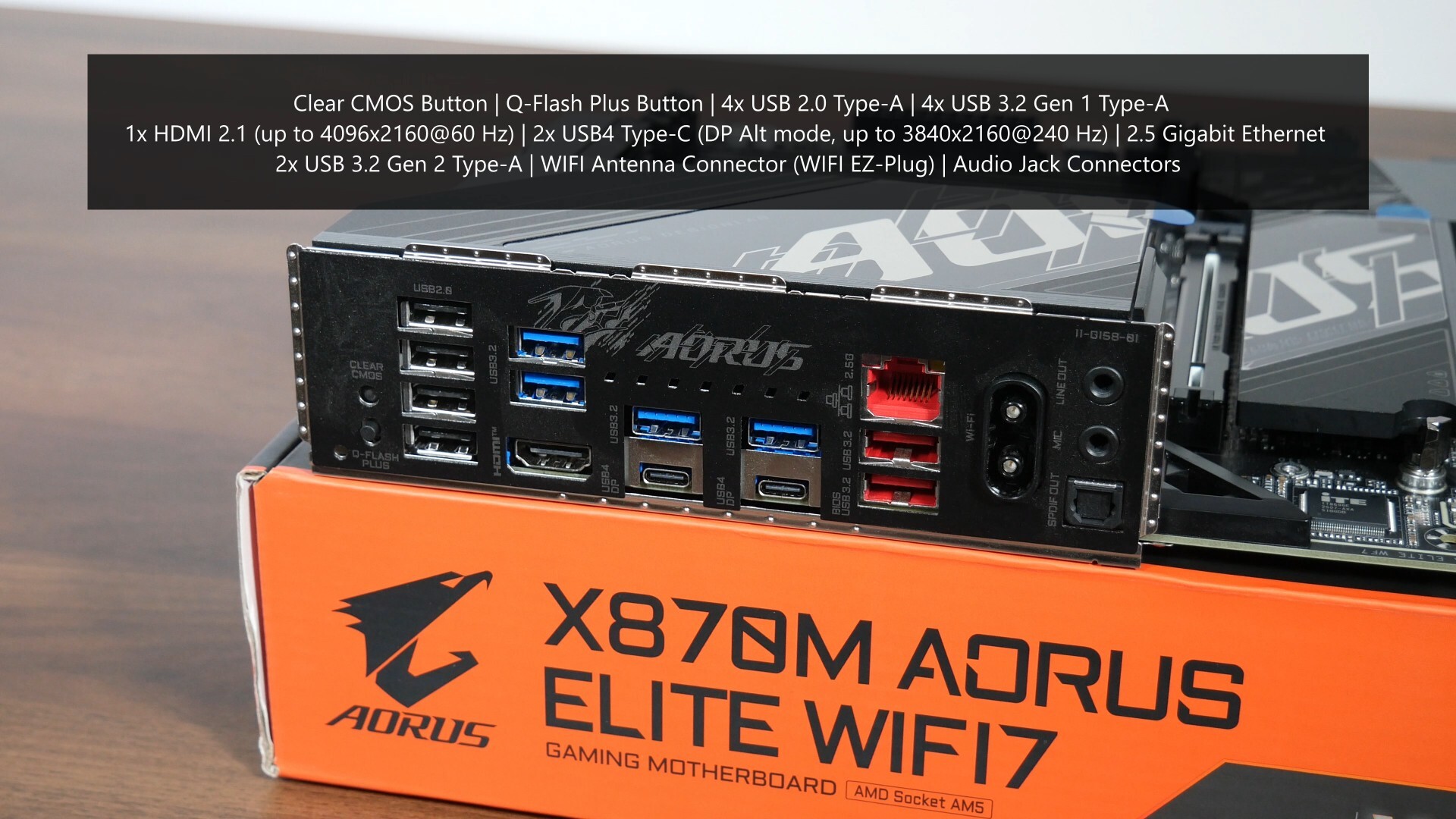 Gigabyte X870M AORUS ELITE WIFI7 Rear IO