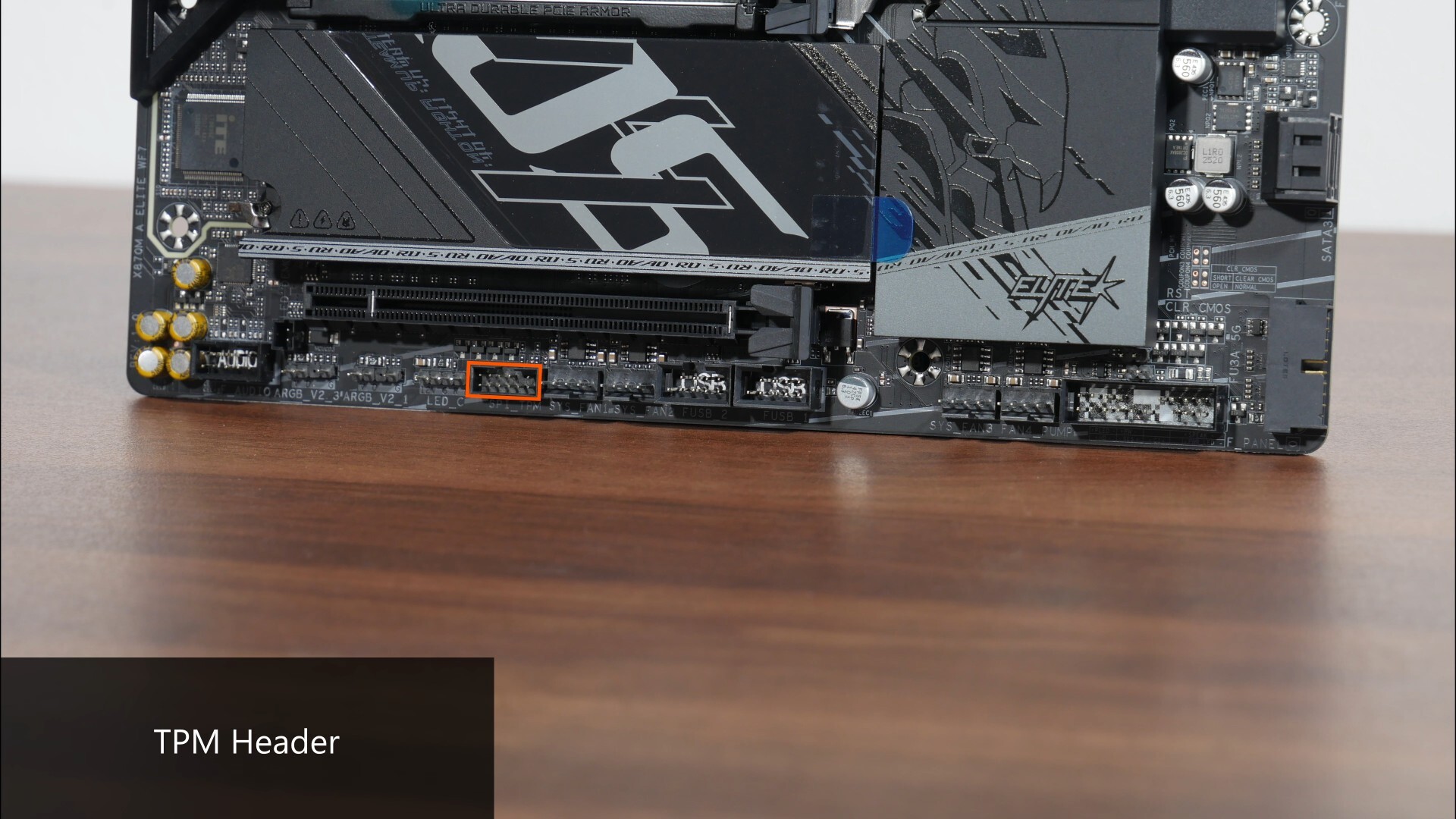 Gigabyte X870M AORUS ELITE WIFI7 TPM Header