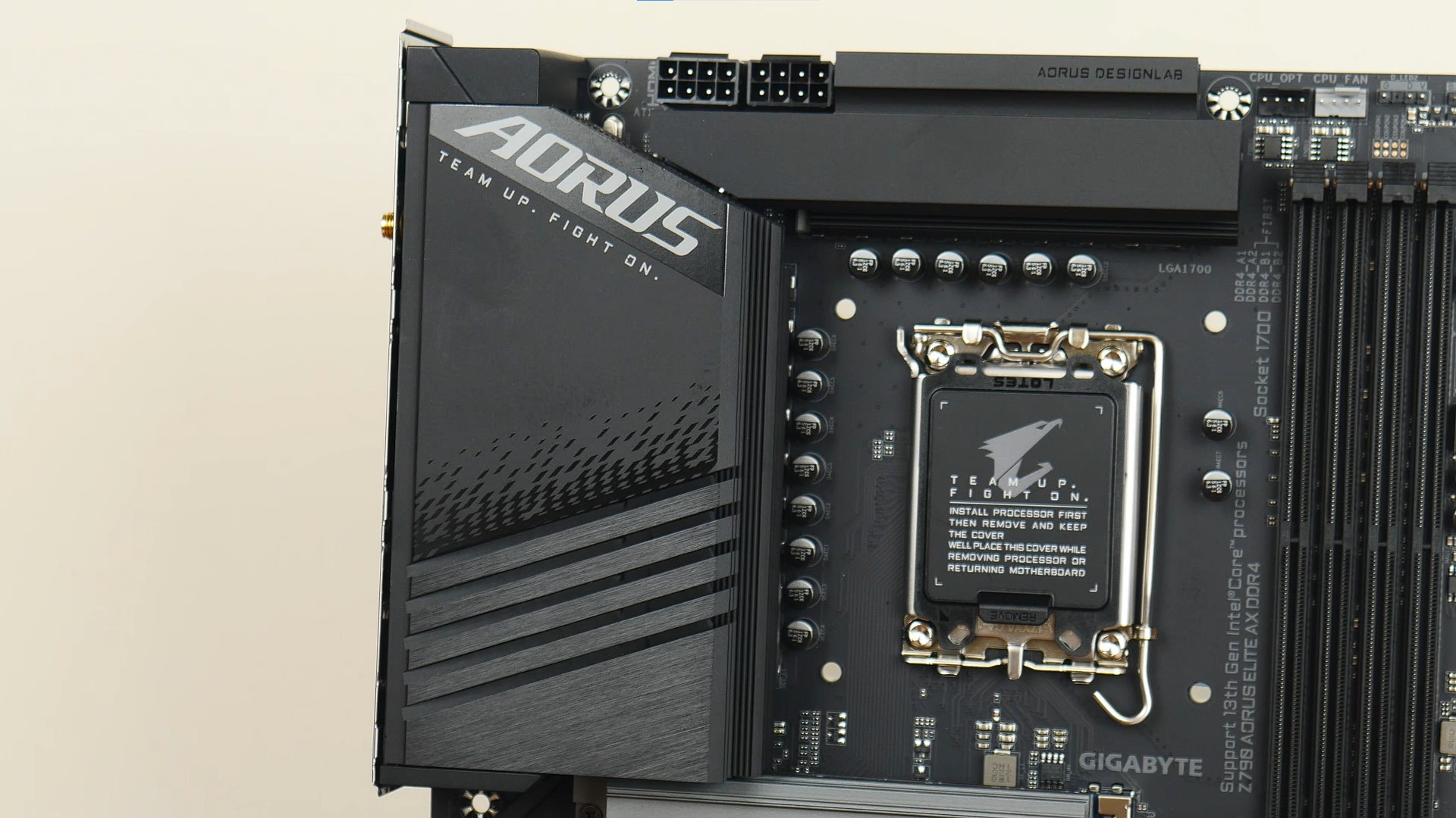 Gigabyte Z790 AORUS ELITE AX DDR4 Integrated IO Shield