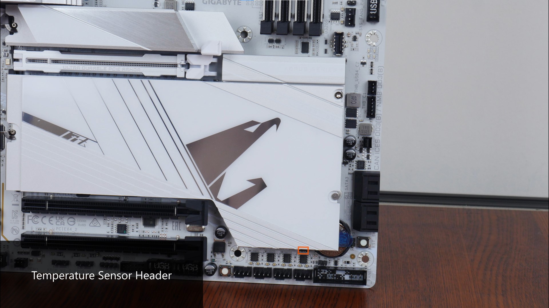 Gigabyte Z790 AORUS PRO X Temperature Sensor Header (1)
