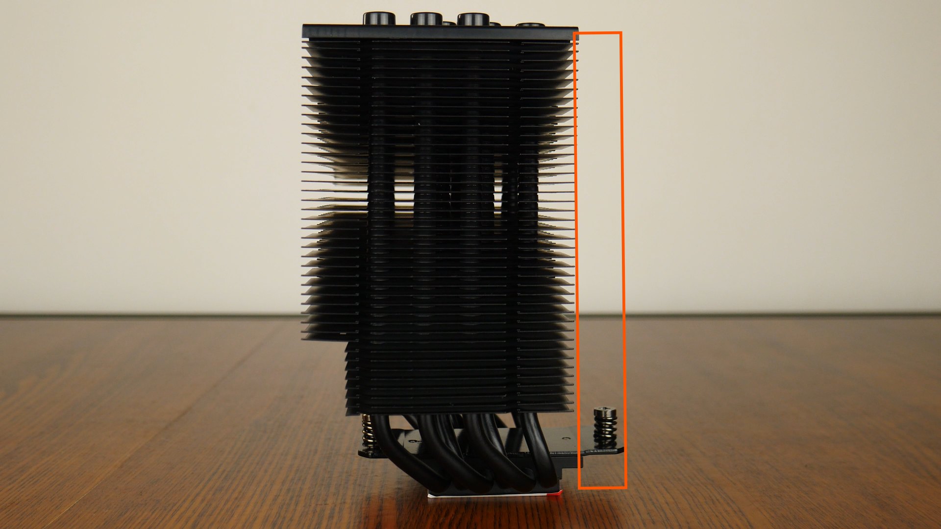 ID-COOLING SE-226-XT Black RAM Clearance (1)