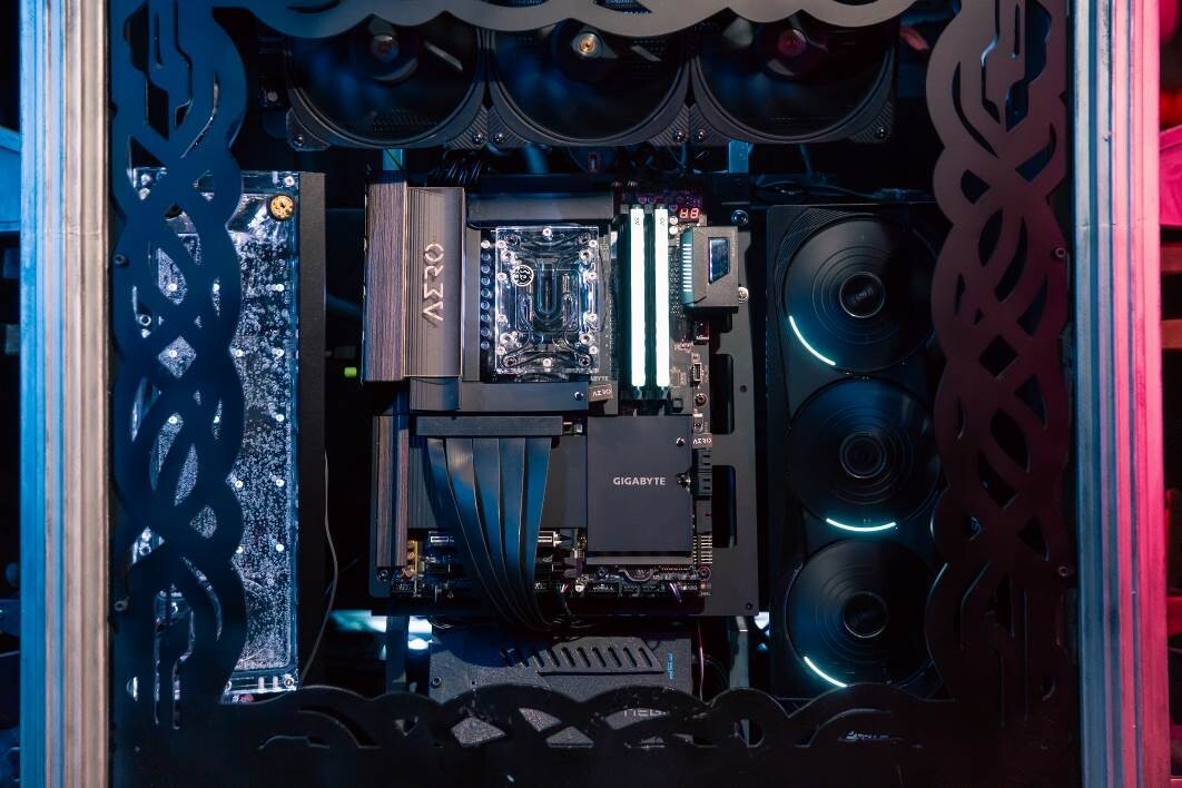 Gigabyte Street Fighter PC Build (2)