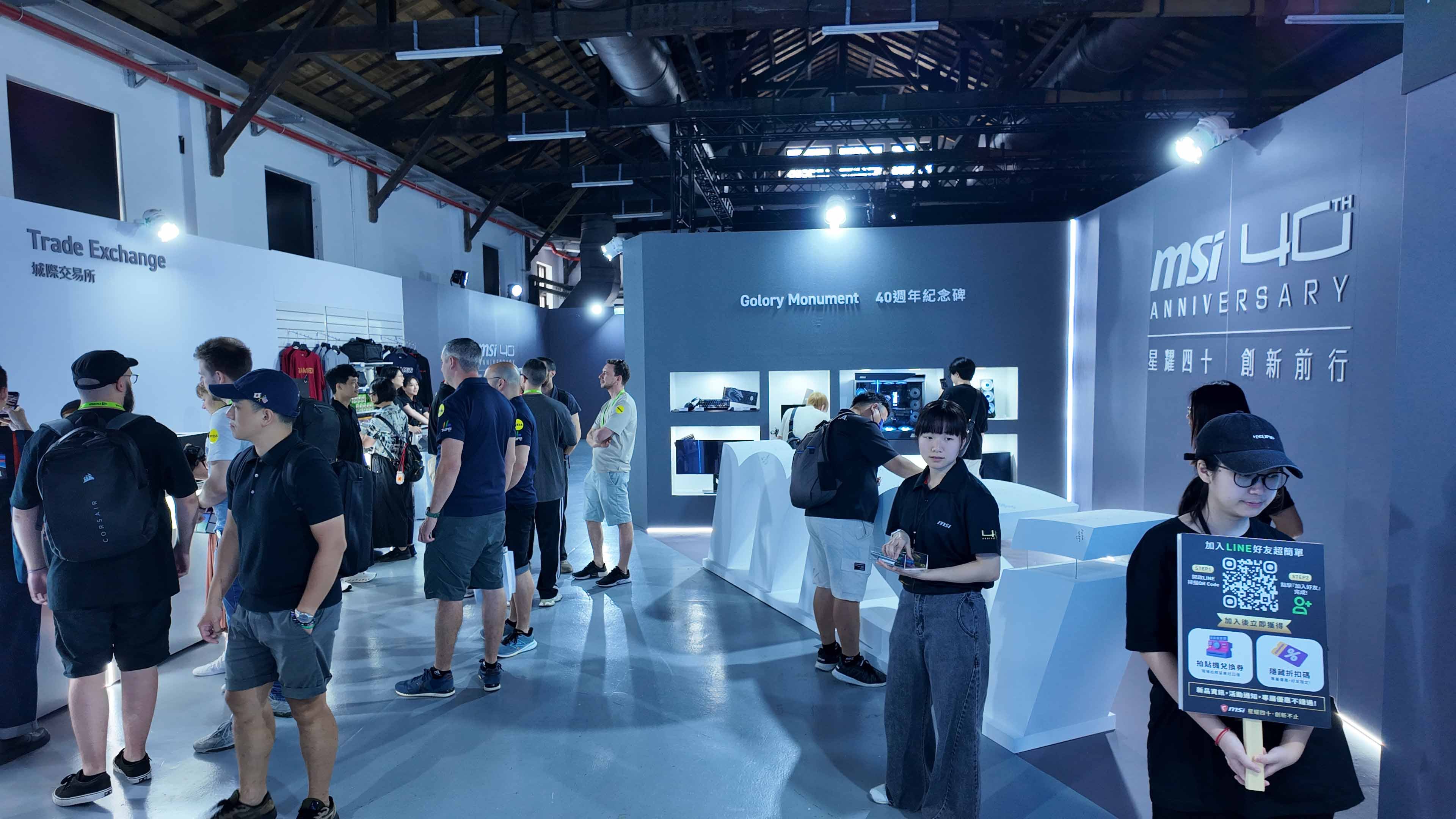 MSI 40th Anniversary Exhibition Glory Monument (1)