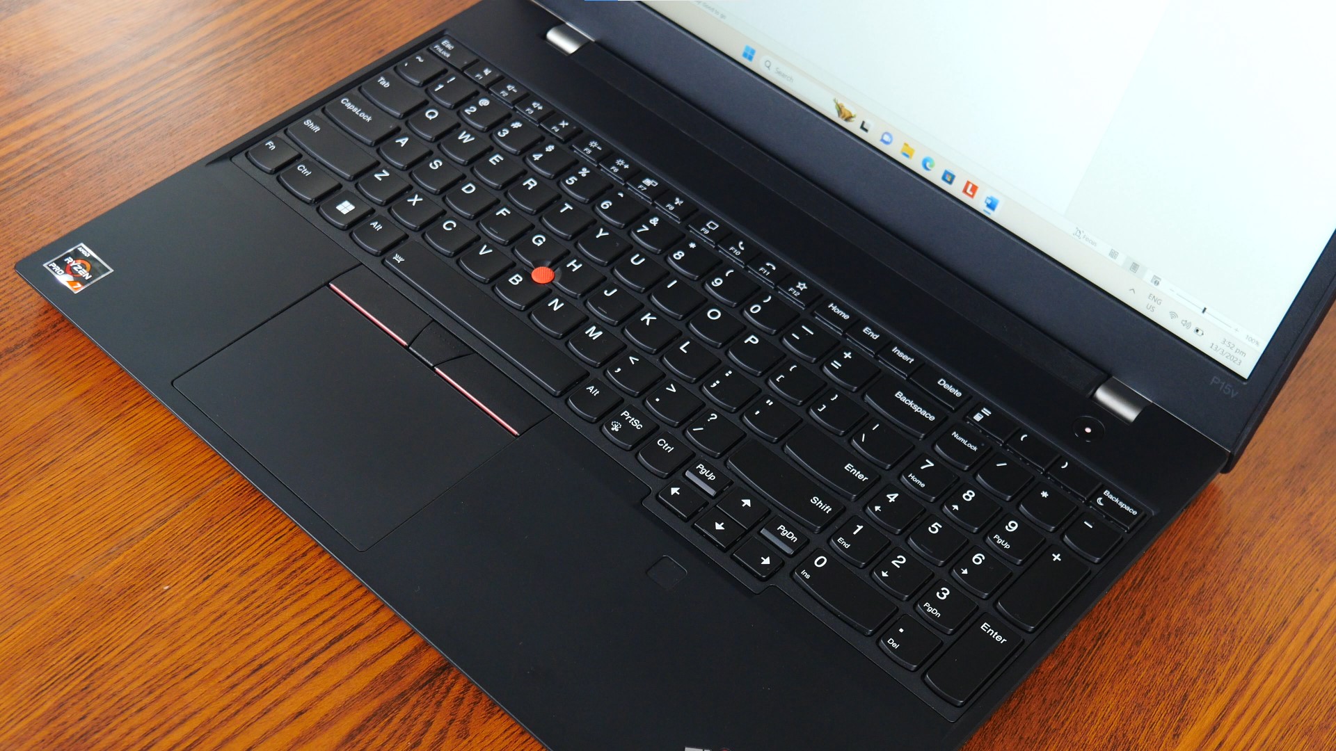 Lenovo ThinkPad P15v Gen 3 (AMD) Mobile Workstation Backlit Keyboard