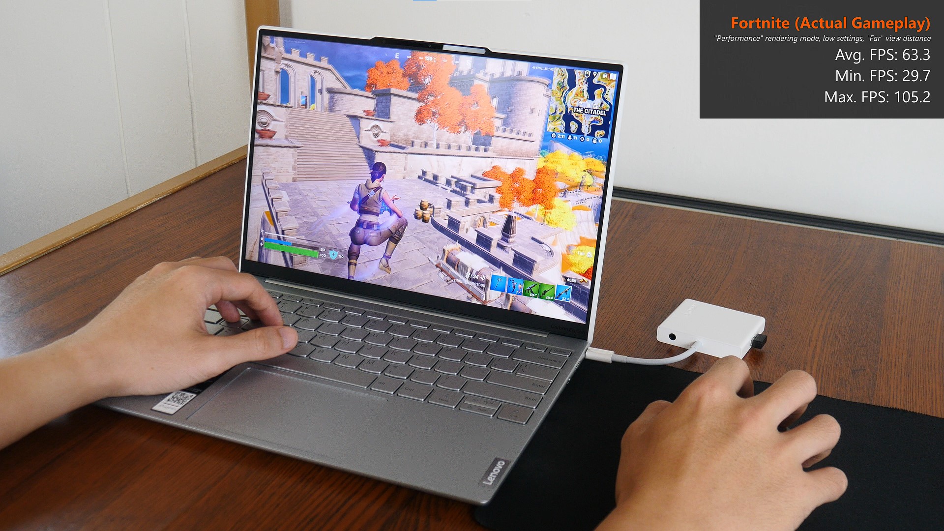 Lenovo Yoga Slim 7i Carbon 13IAP7 Fortnite Gameplay