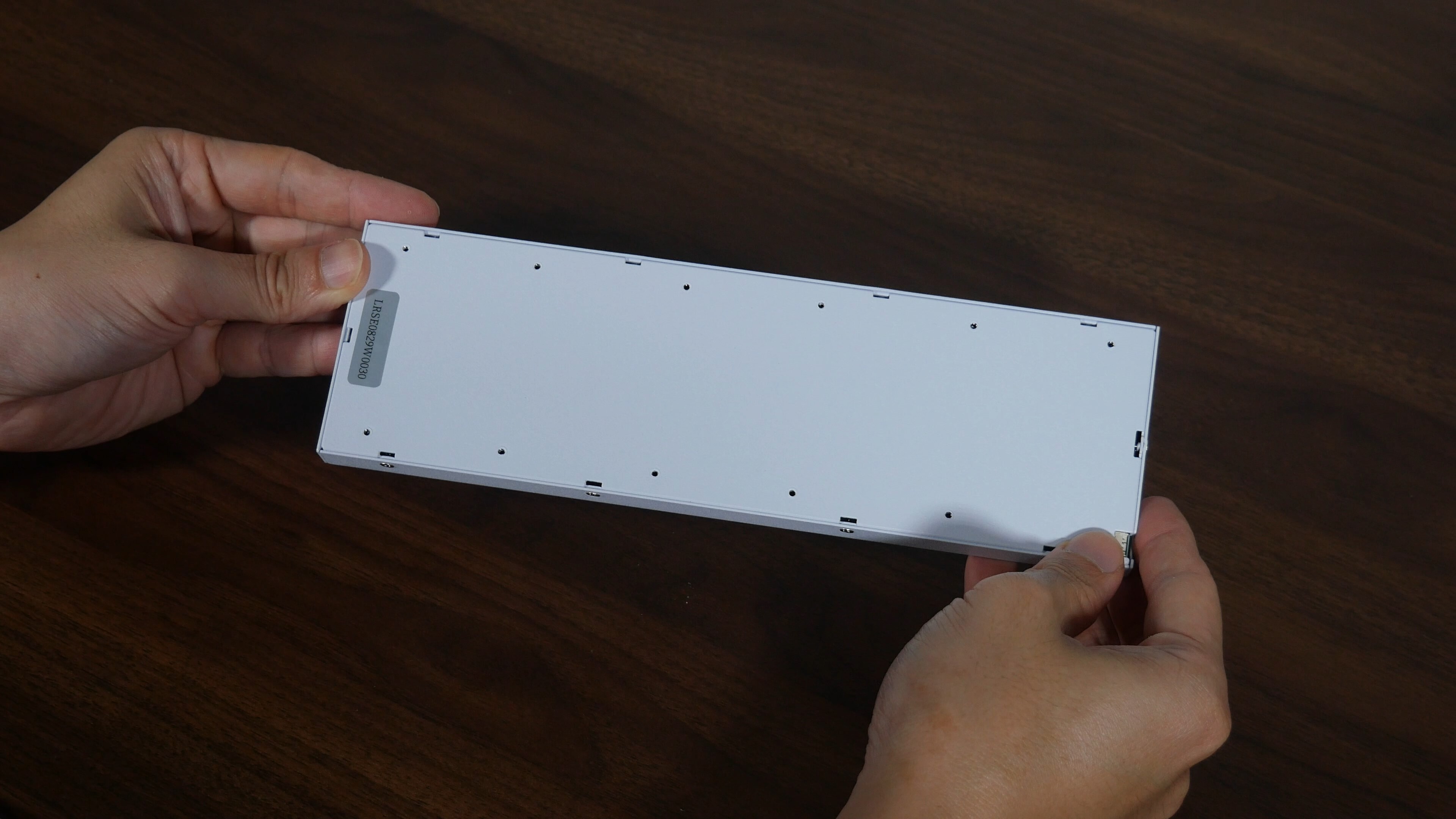 Lian Li 8.8" Universal Screen Aesthetics (Rear)