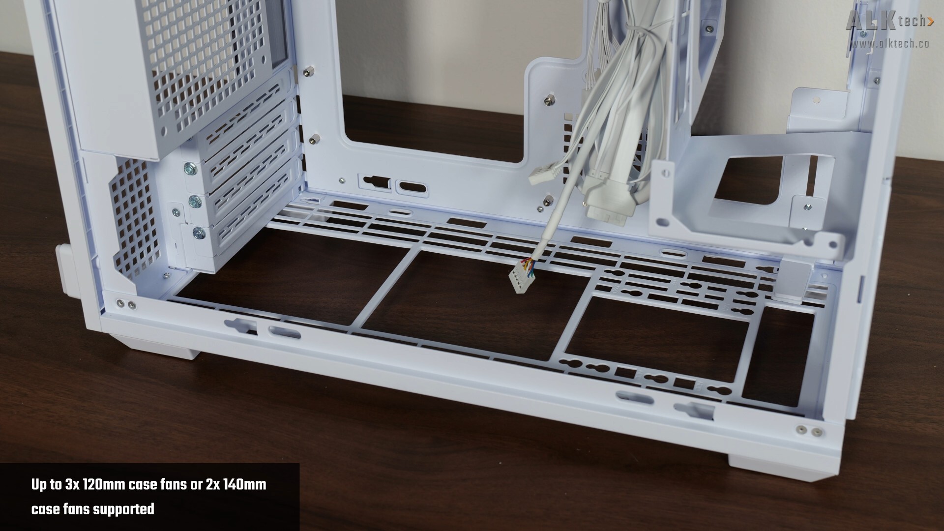 Lian Li B4-mATX Bottom Panel