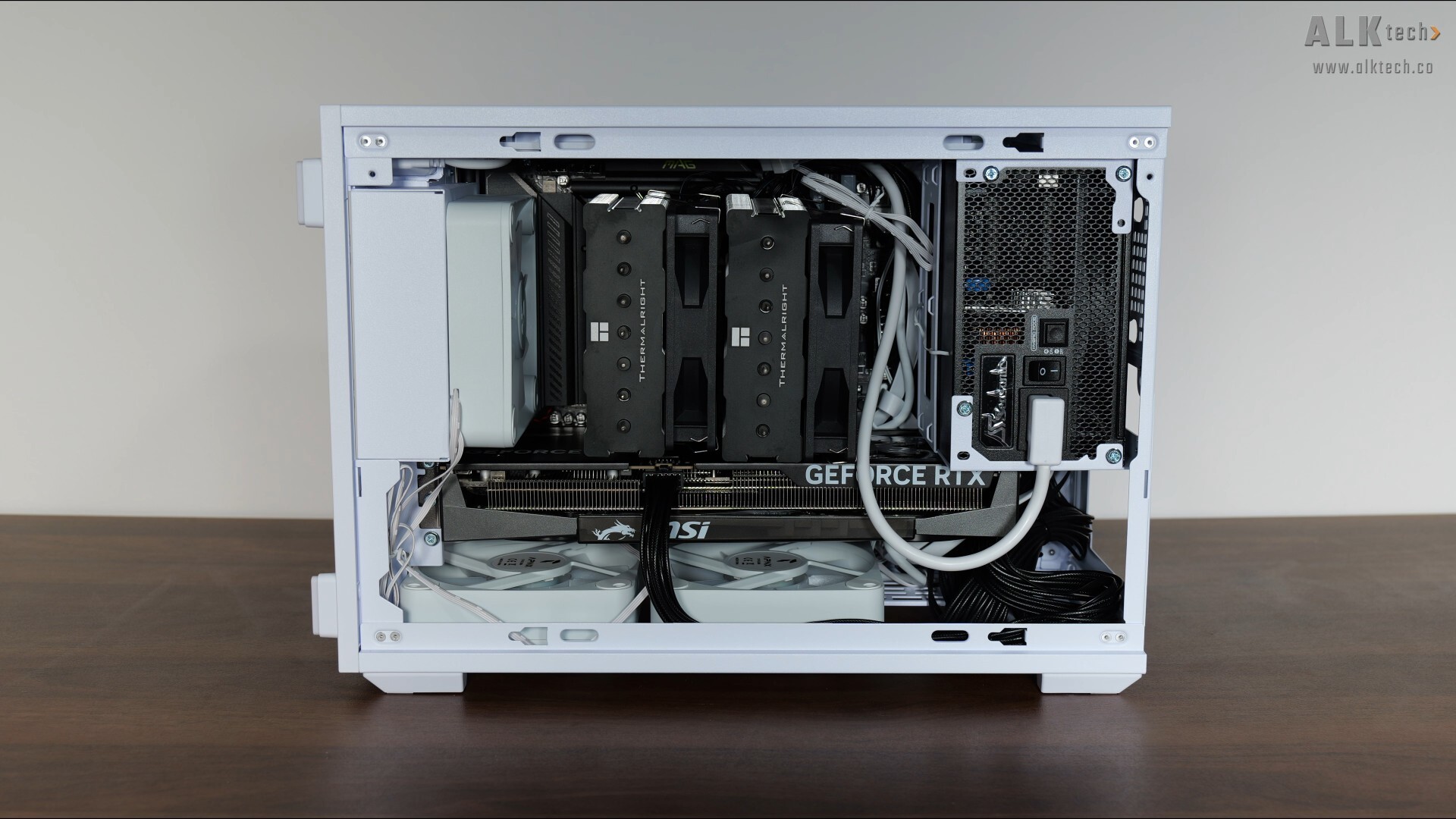 Lian Li B4-mATX Completed Demo Build (1)