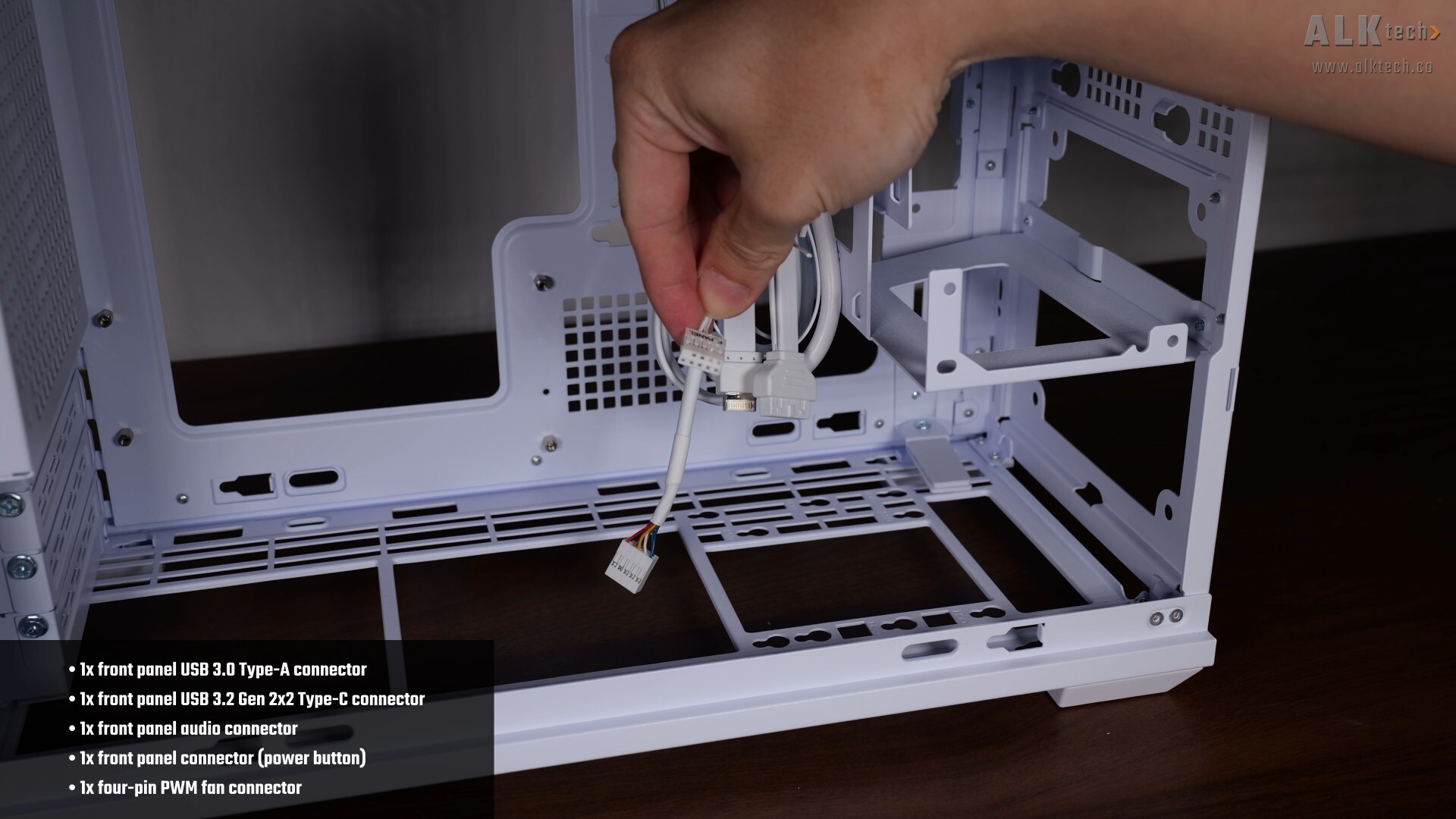 Lian Li B4-mATX Front Panel Connectors