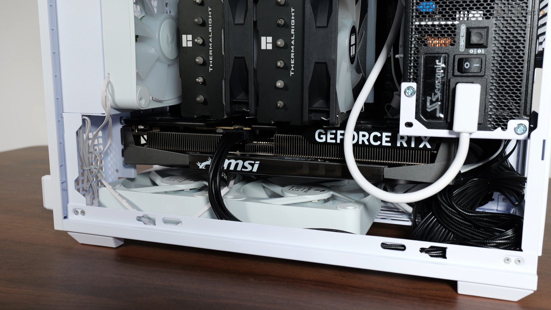 Lian Li B4-mATX GPU Installation (1)
