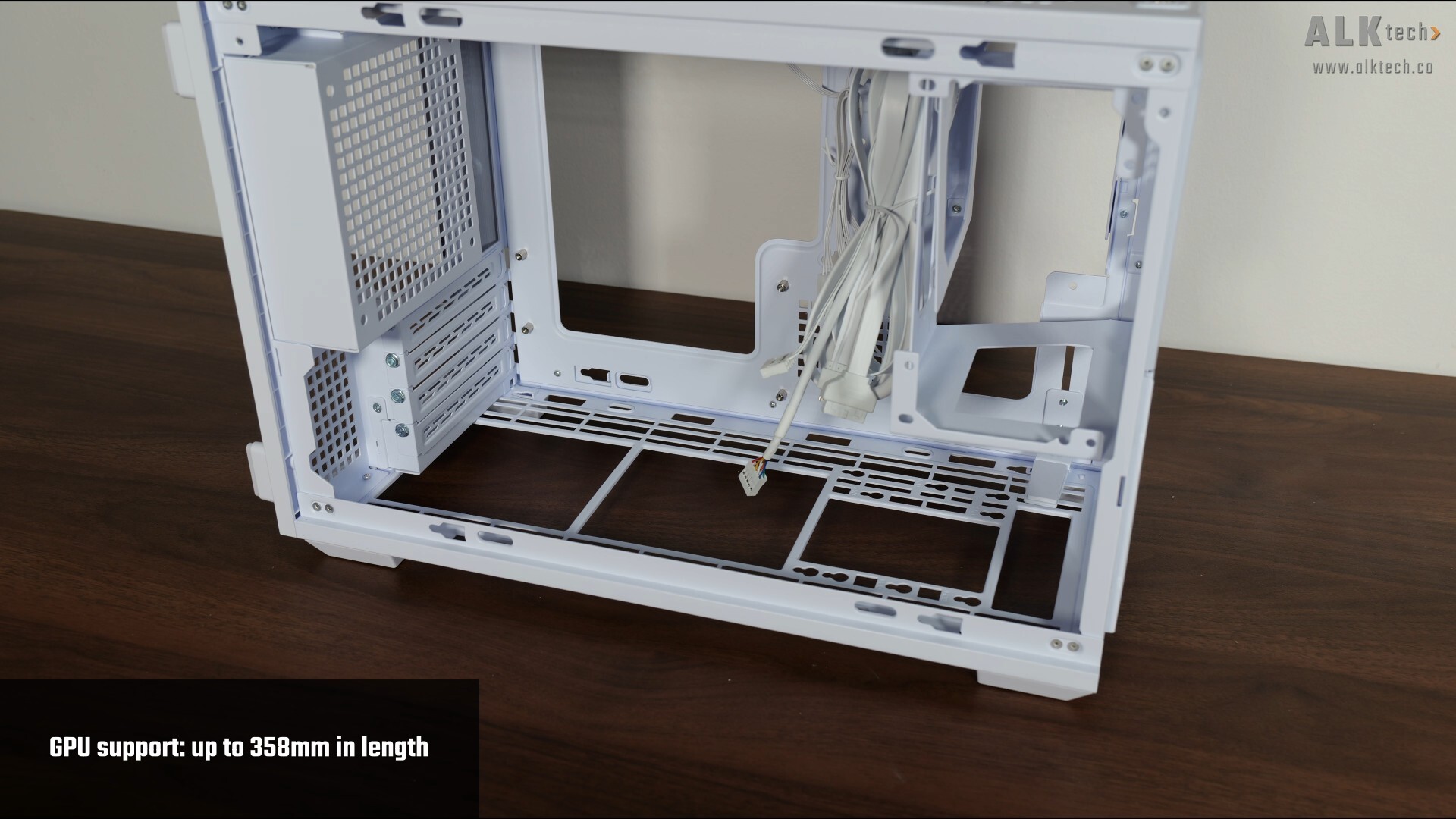 Lian Li B4-mATX GPU Length Support