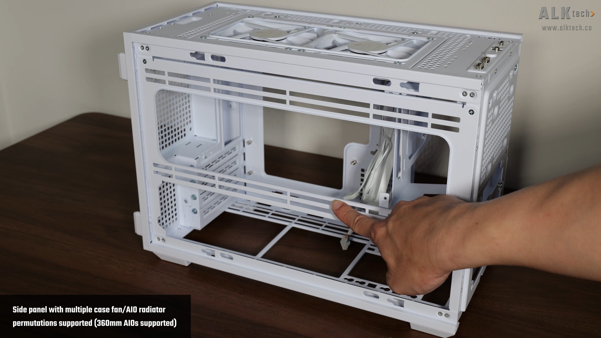 Lian Li B4-mATX Side Fan Frame