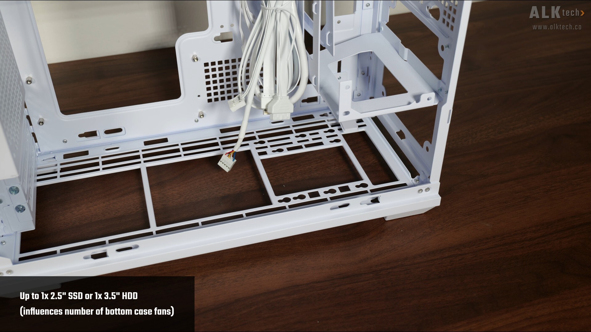 Lian Li B4-mATX Storage Drive Support (2)