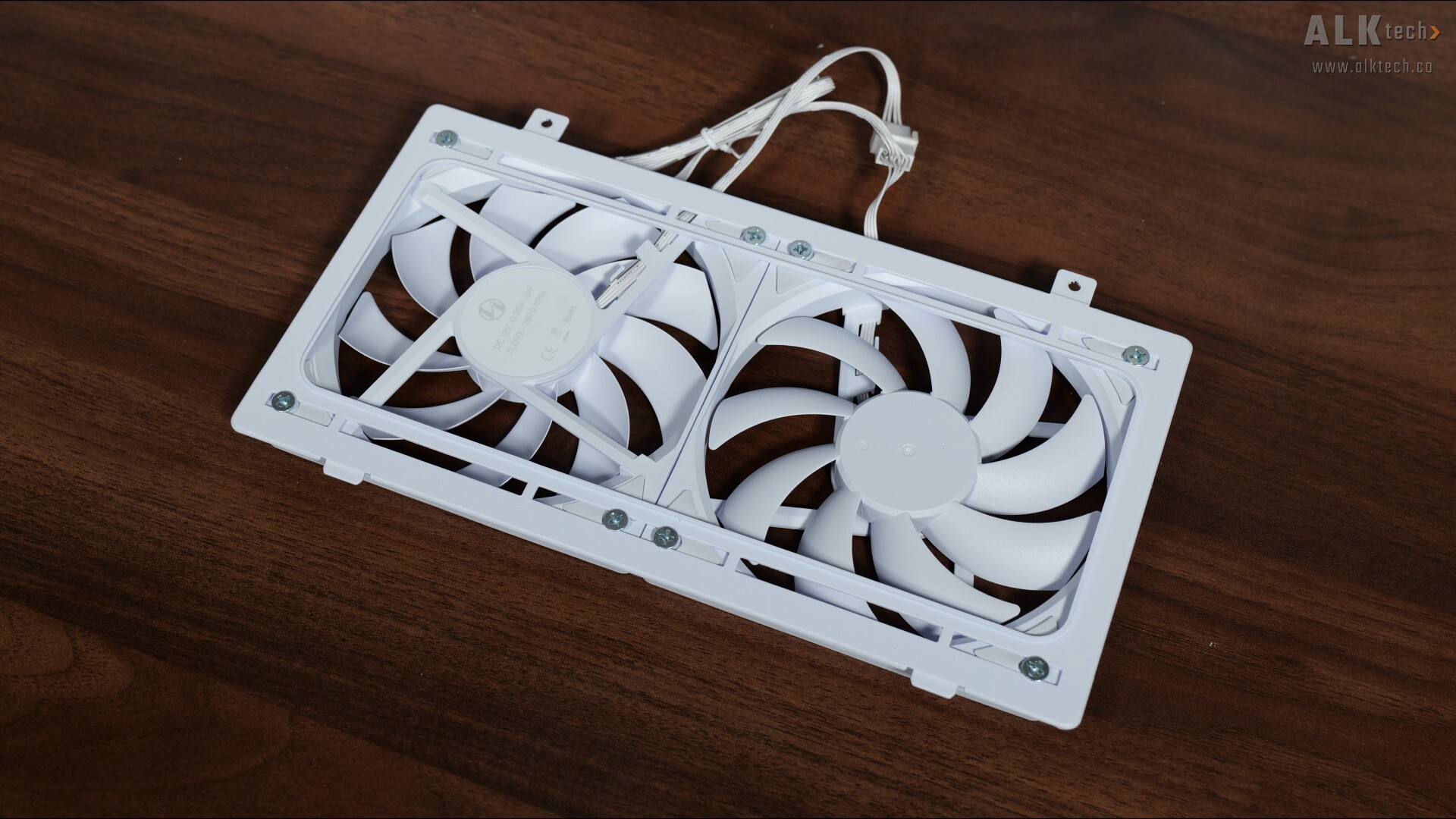 Lian Li B4-mATX Top Panel Fan Orientation (Air Cooling)