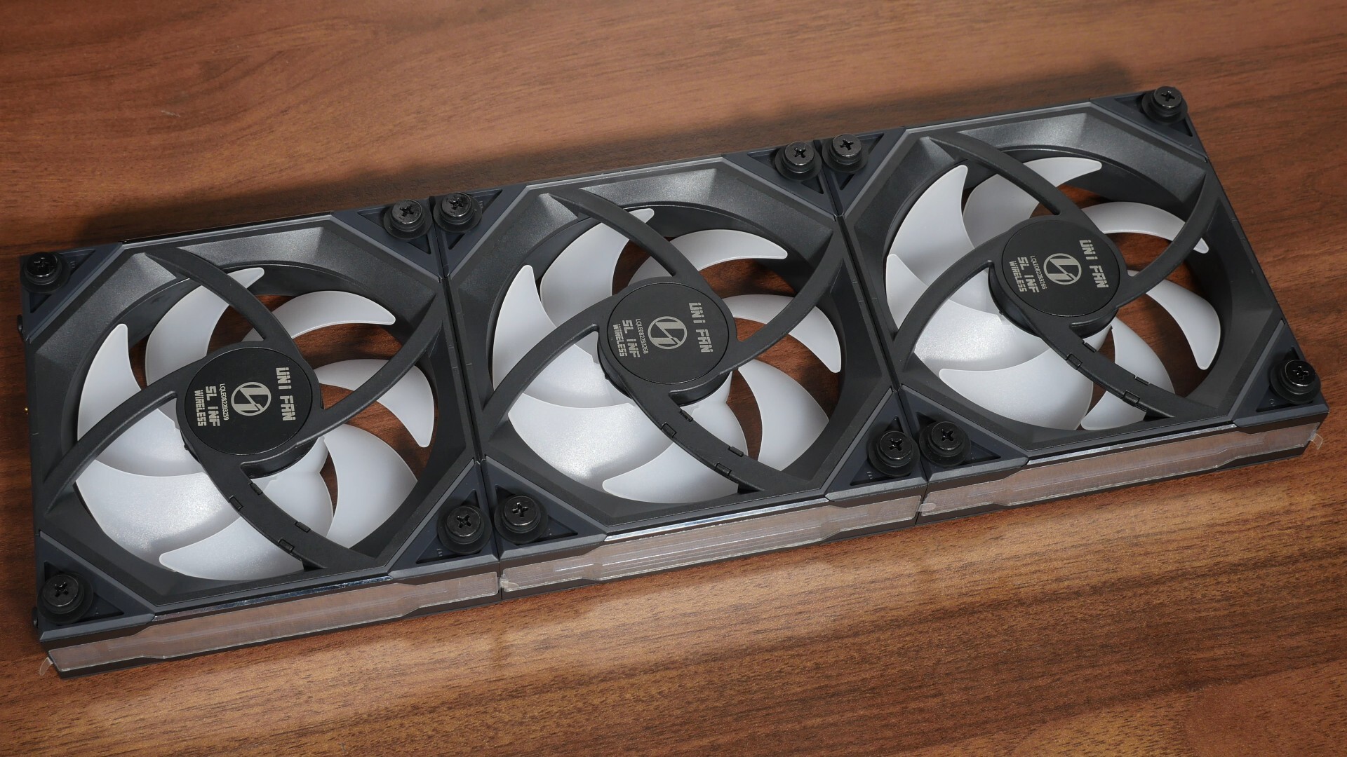 Lian Li LANCOOL 217 INF Bottom Panel Rubber Grommet Mounting System