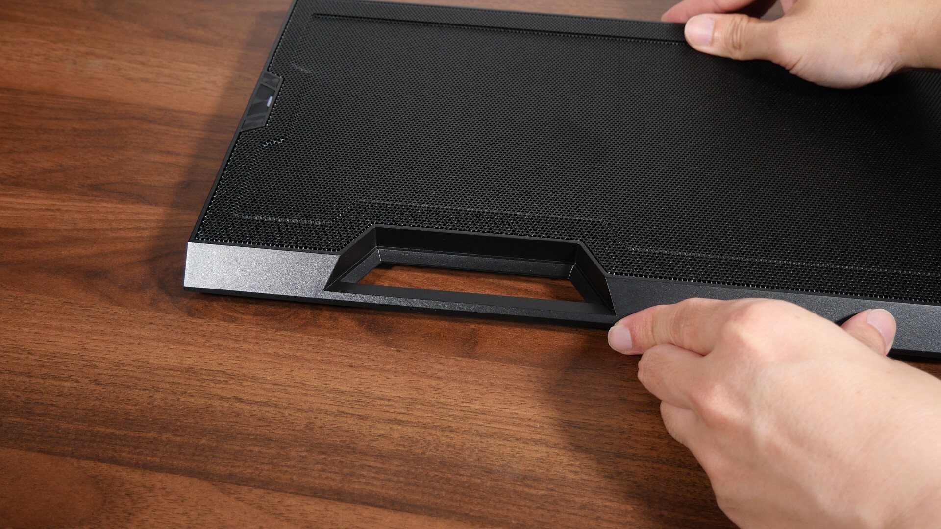 Lian Li LANCOOL 217 INF IO Module Relocation (1a)