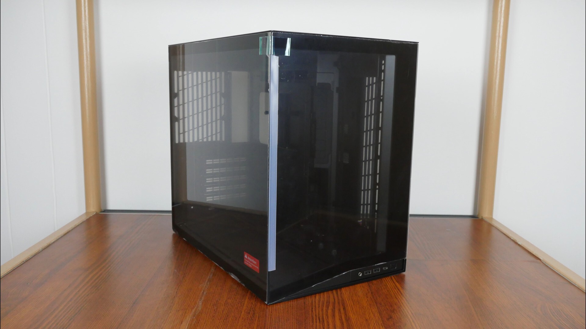 Lian Li O11 Dynamic Mini V2 Aesthetics (1)