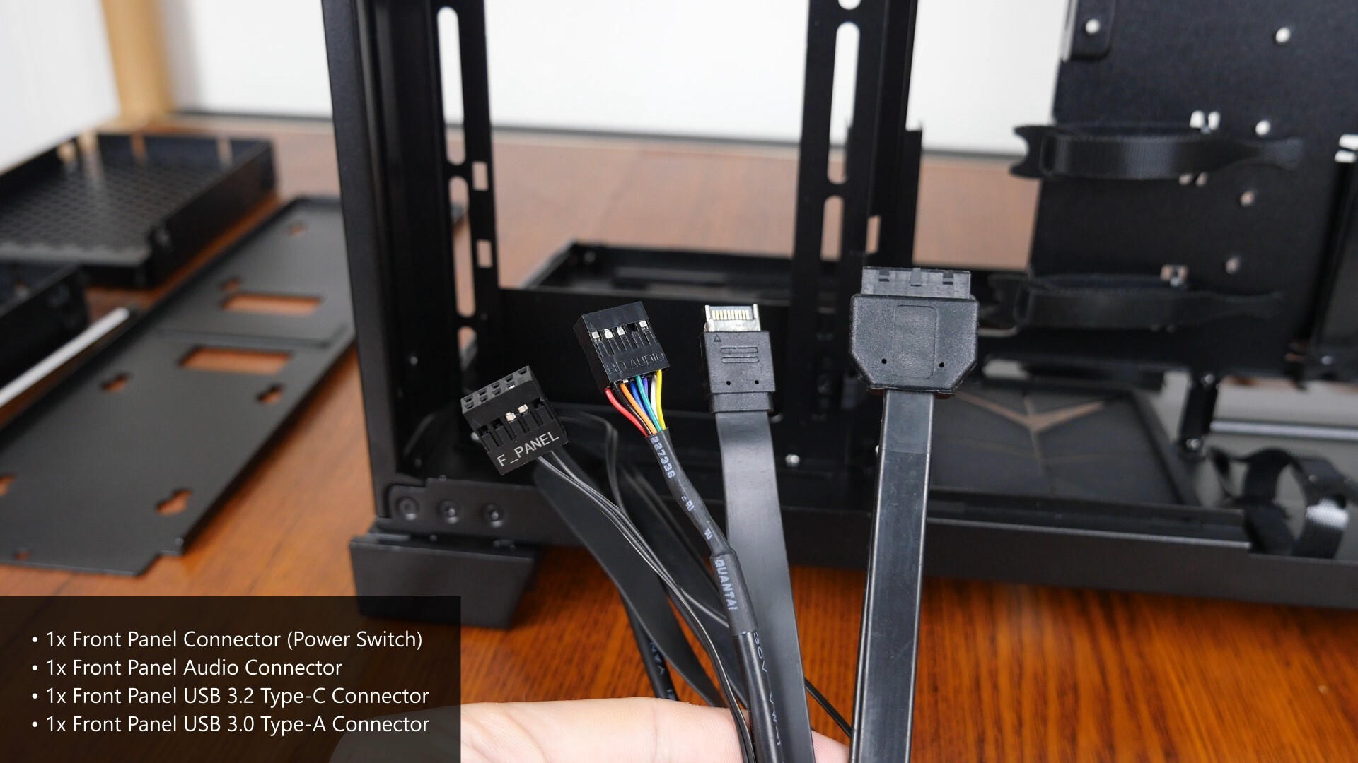 Lian Li O11 Dynamic Mini V2 Front Panel Connectors