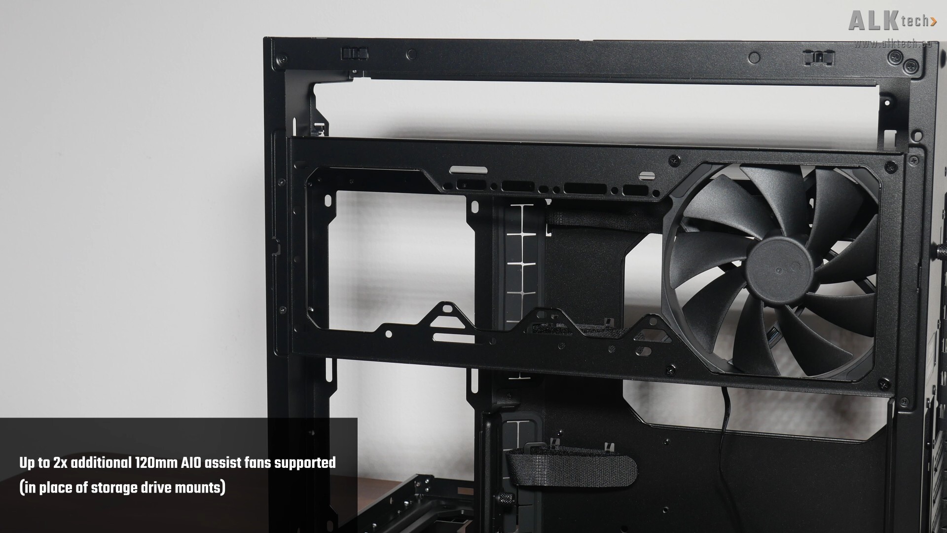 Lian Li O11 VISION-M Additional AIO Assist Fan Support
