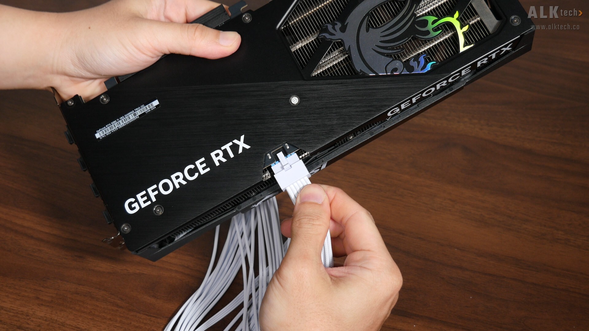 Lian Li RS1000G 12V-2x6 Improper Connection