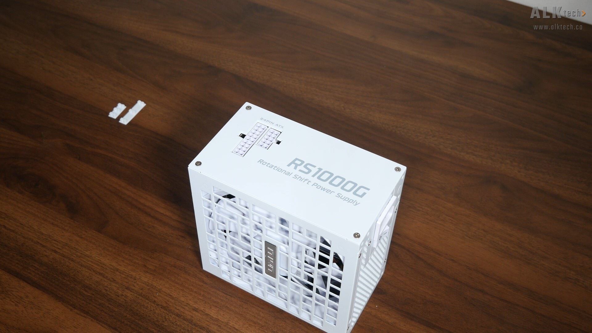 Lian Li RS1000G Front Mounting Orientation (2)