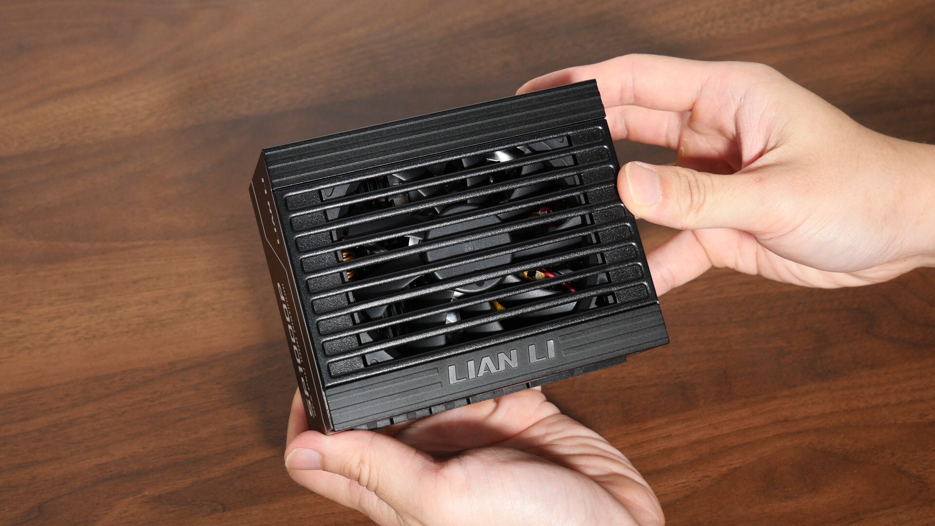 Lian Li SP1000P Aesthetics (Bottom)