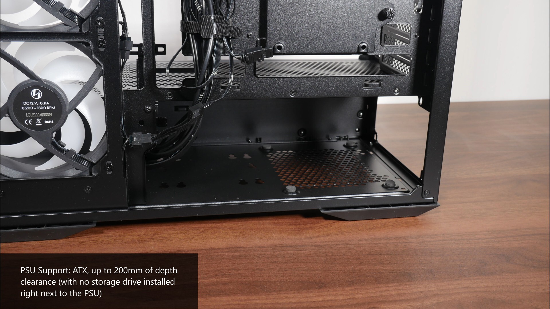 Lian Li Vector V100 Mini PSU Support (1)