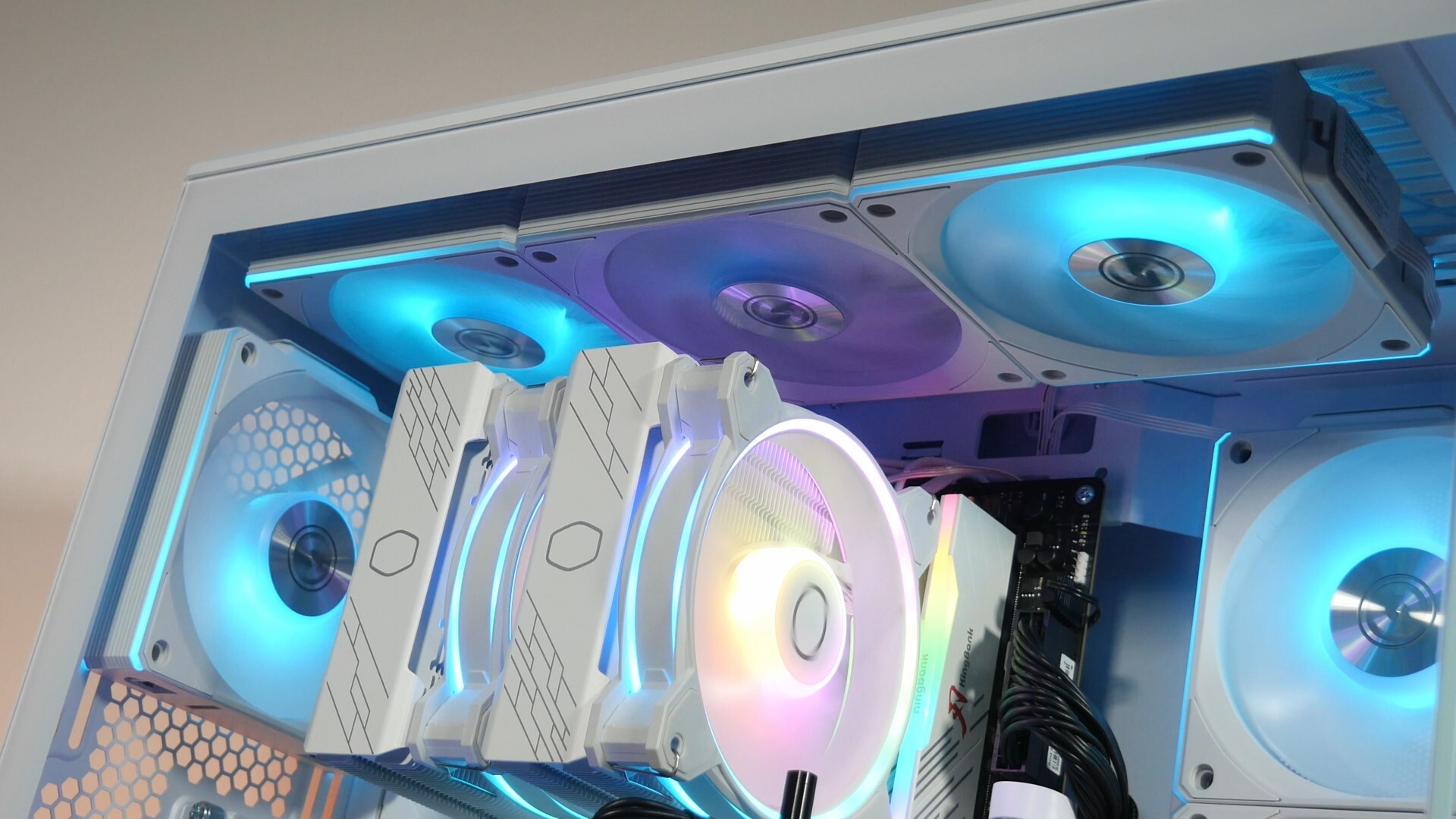 Lian Li Vector V100 Demo Build Aesthetics (2)