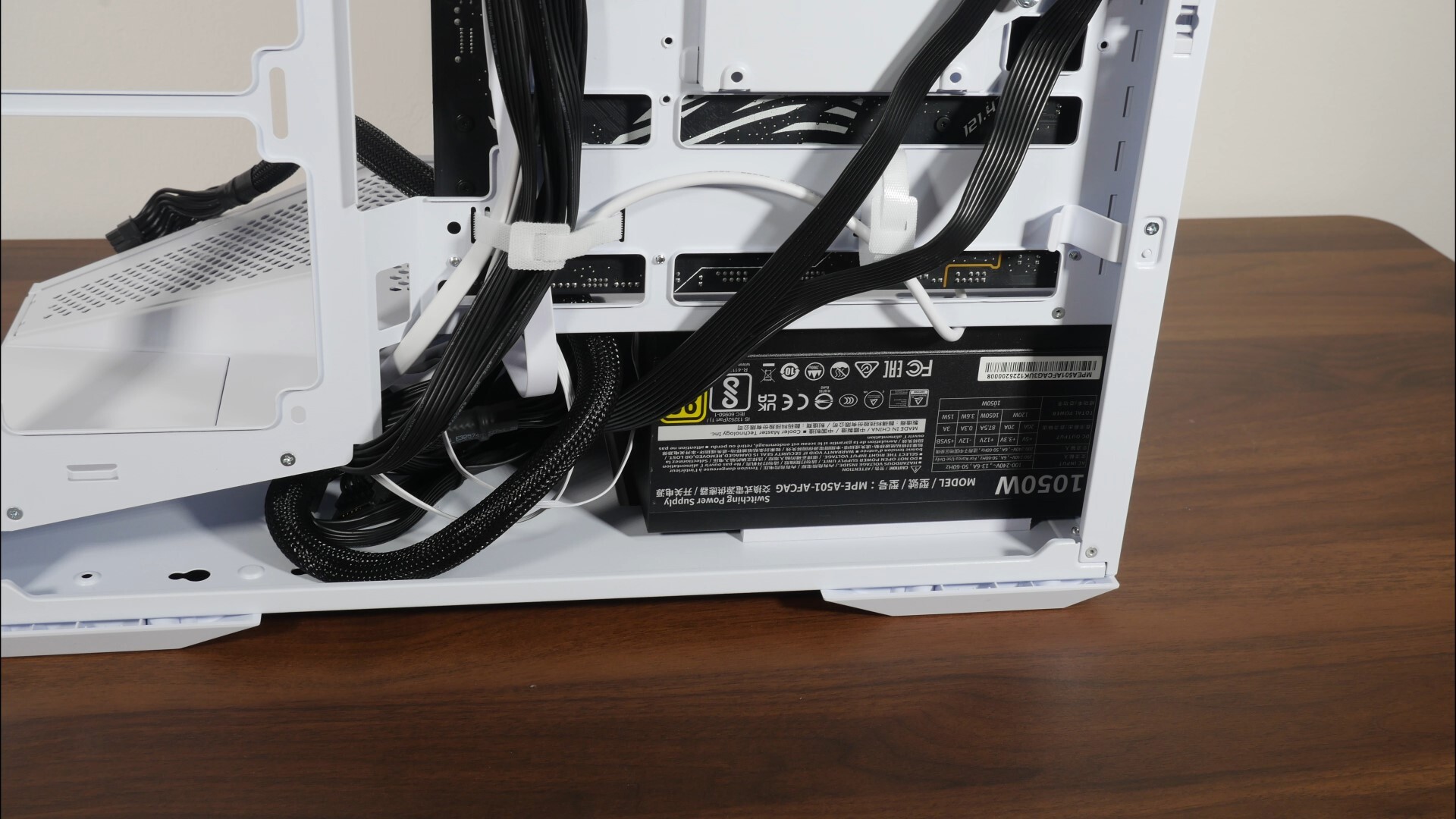 Lian Li Vector V100 PSU Installation