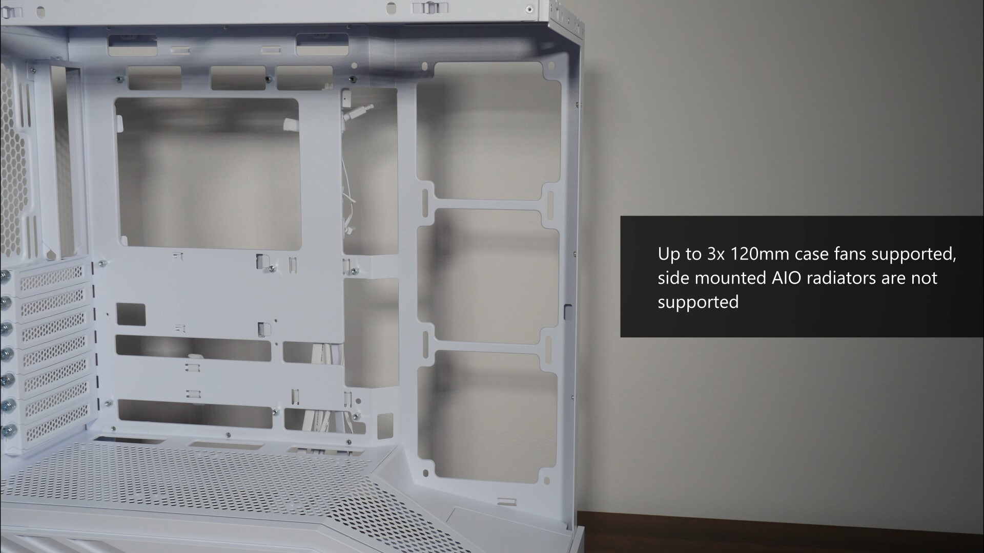 Lian Li Vector V100 Side Panel Cooling Support