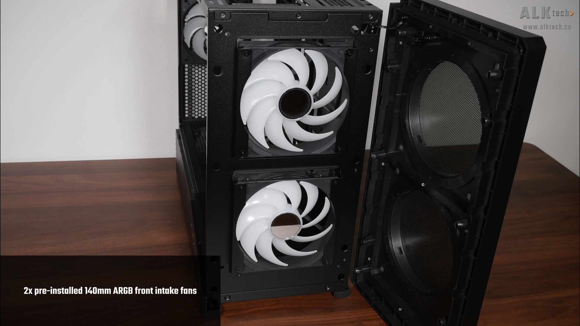 Lian Li Vector V150 INF Preinstalled Front Fans