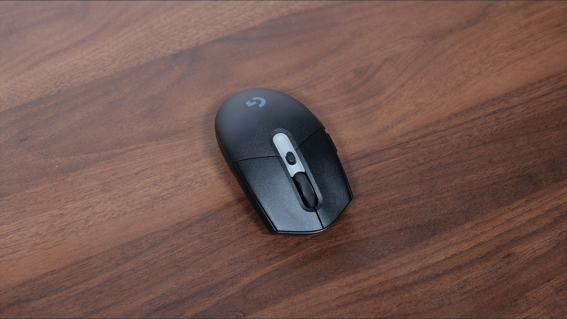 Logitech G304 X SUPERLIGHT Aesthetics (2)