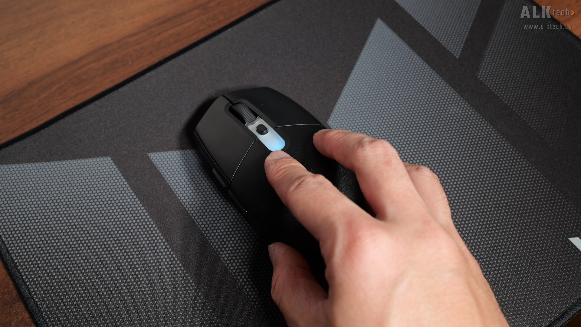 Logitech G304 X SUPERLIGHT Usage Experience (2)