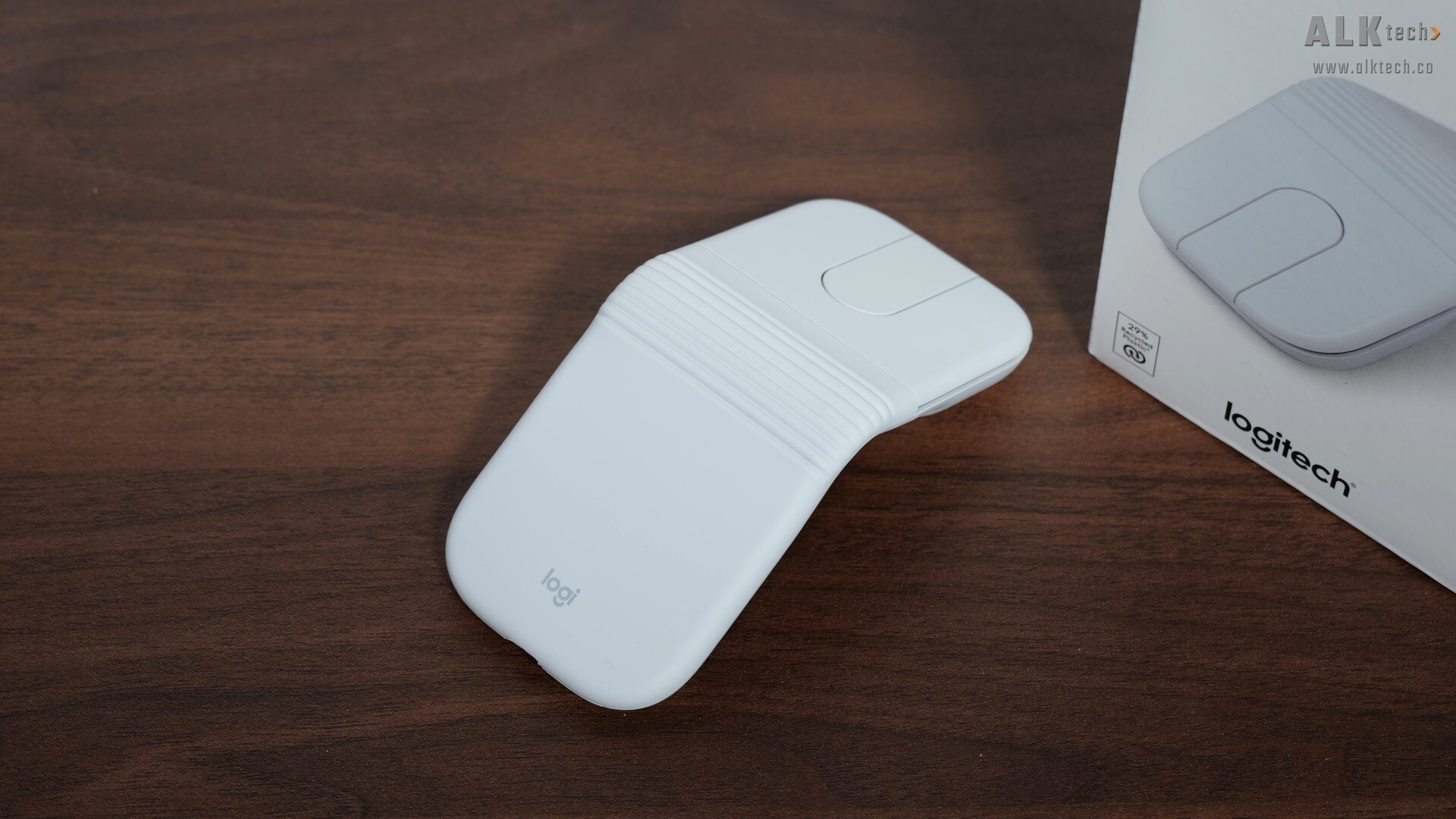 Logitech Mobi Fold Aesthetics (1)