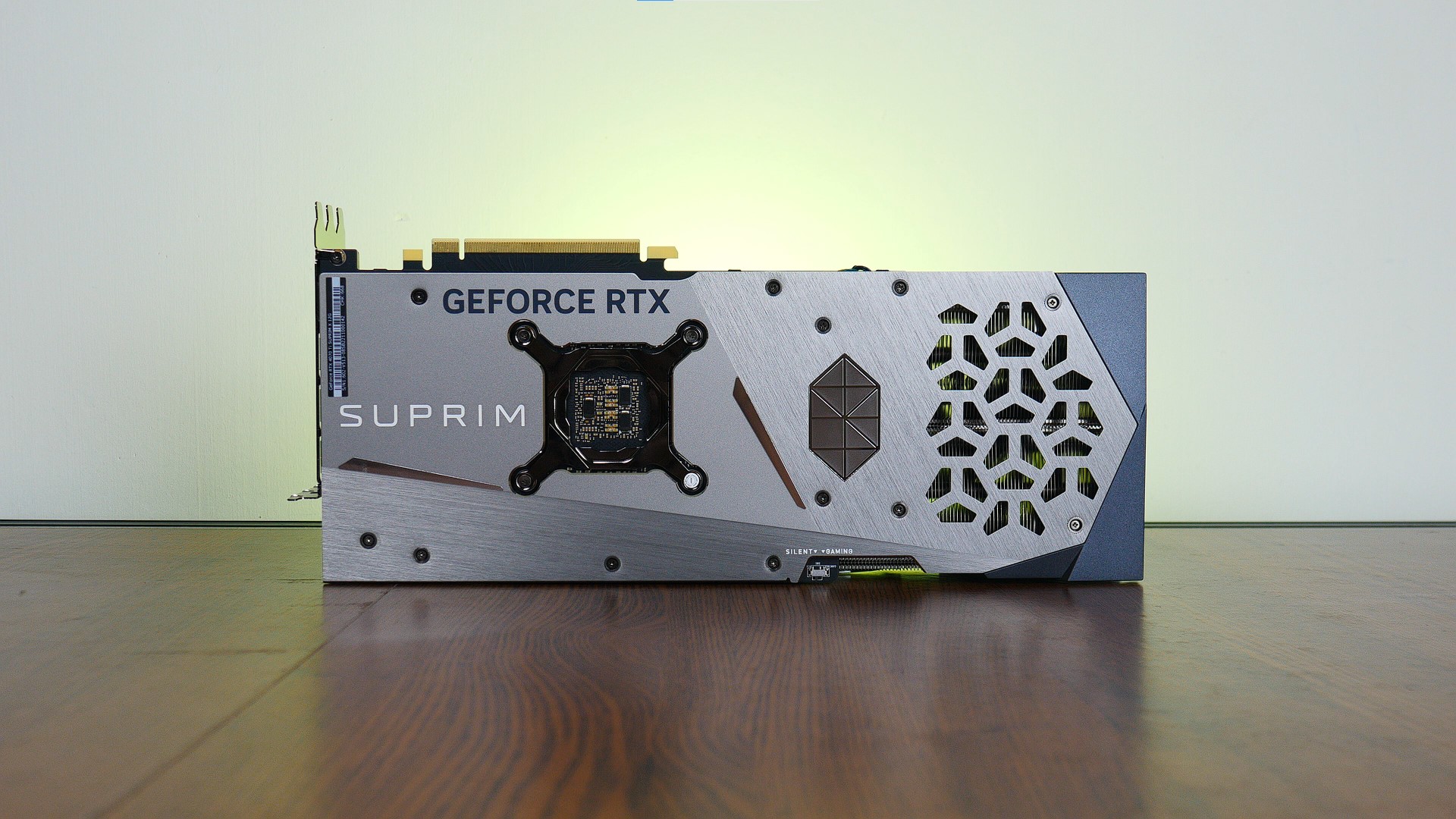 MSI GeForce RTX 4070 Ti SUPRIM X 12G Aesthetics (2)