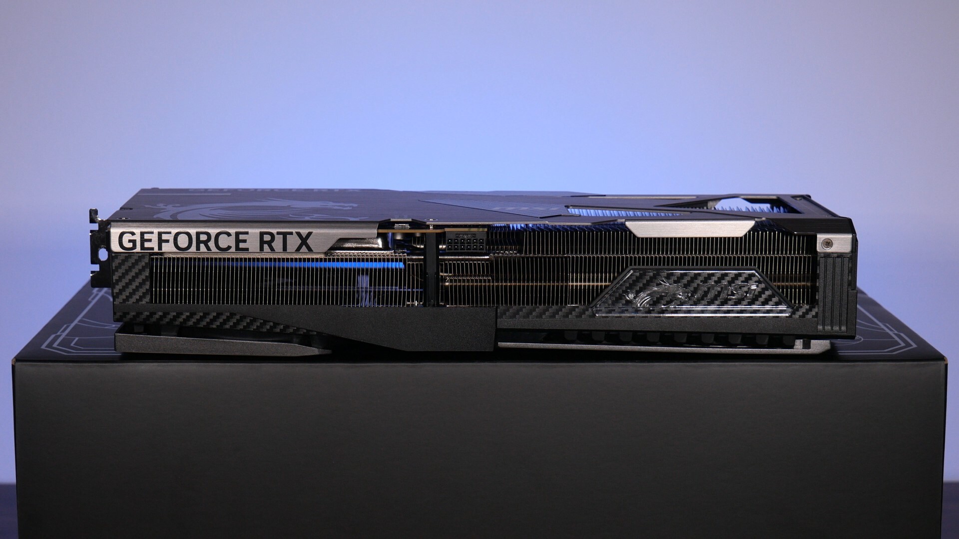 MSI GeForce RTX 5070 Ti 16G VANGUARD SOC LAUNCH EDITION Aesthetics (Top Long Edge)
