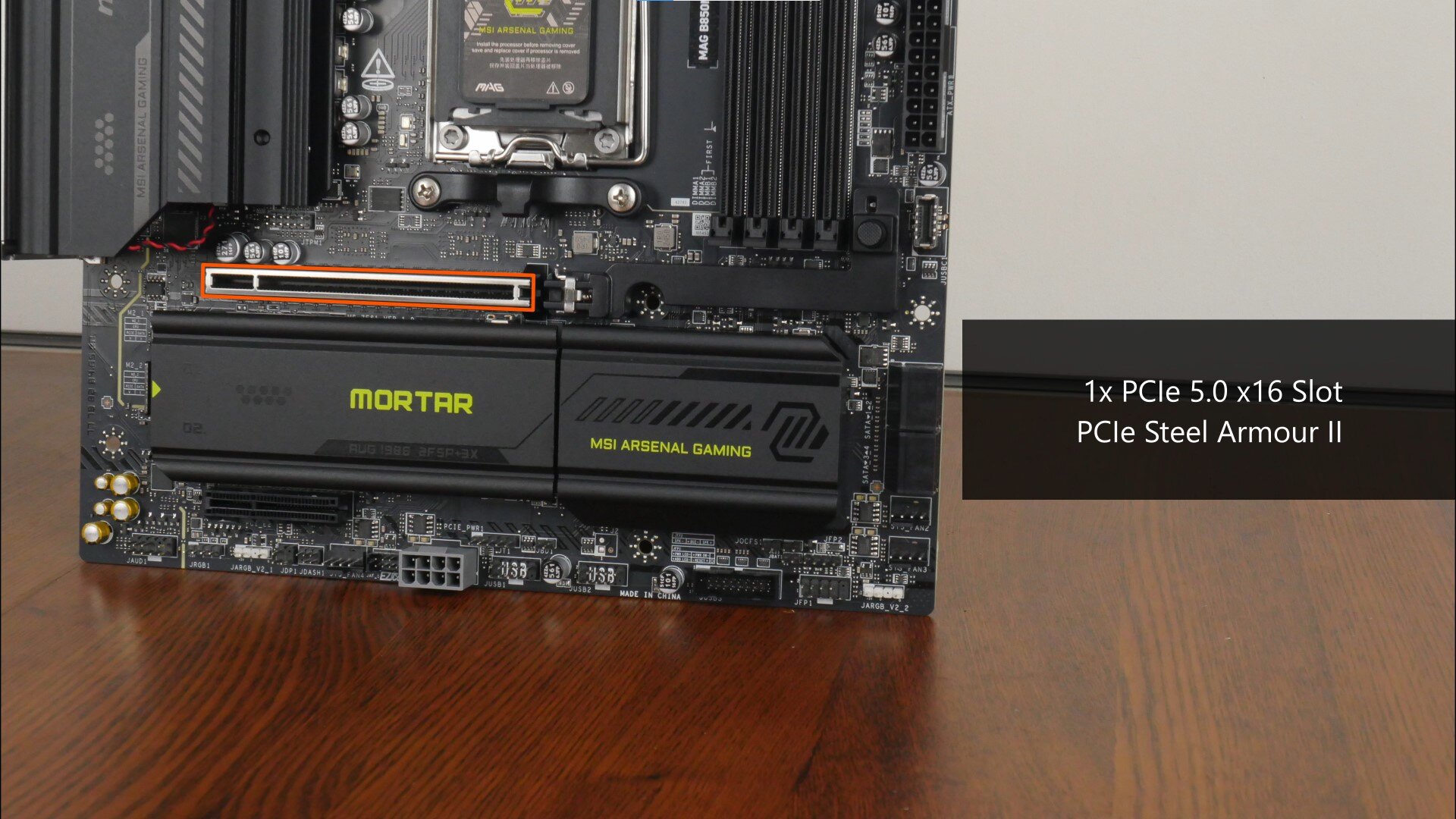 MSI MAG B850M MORTAR WIFI PCIe 5.0 x16 Slot
