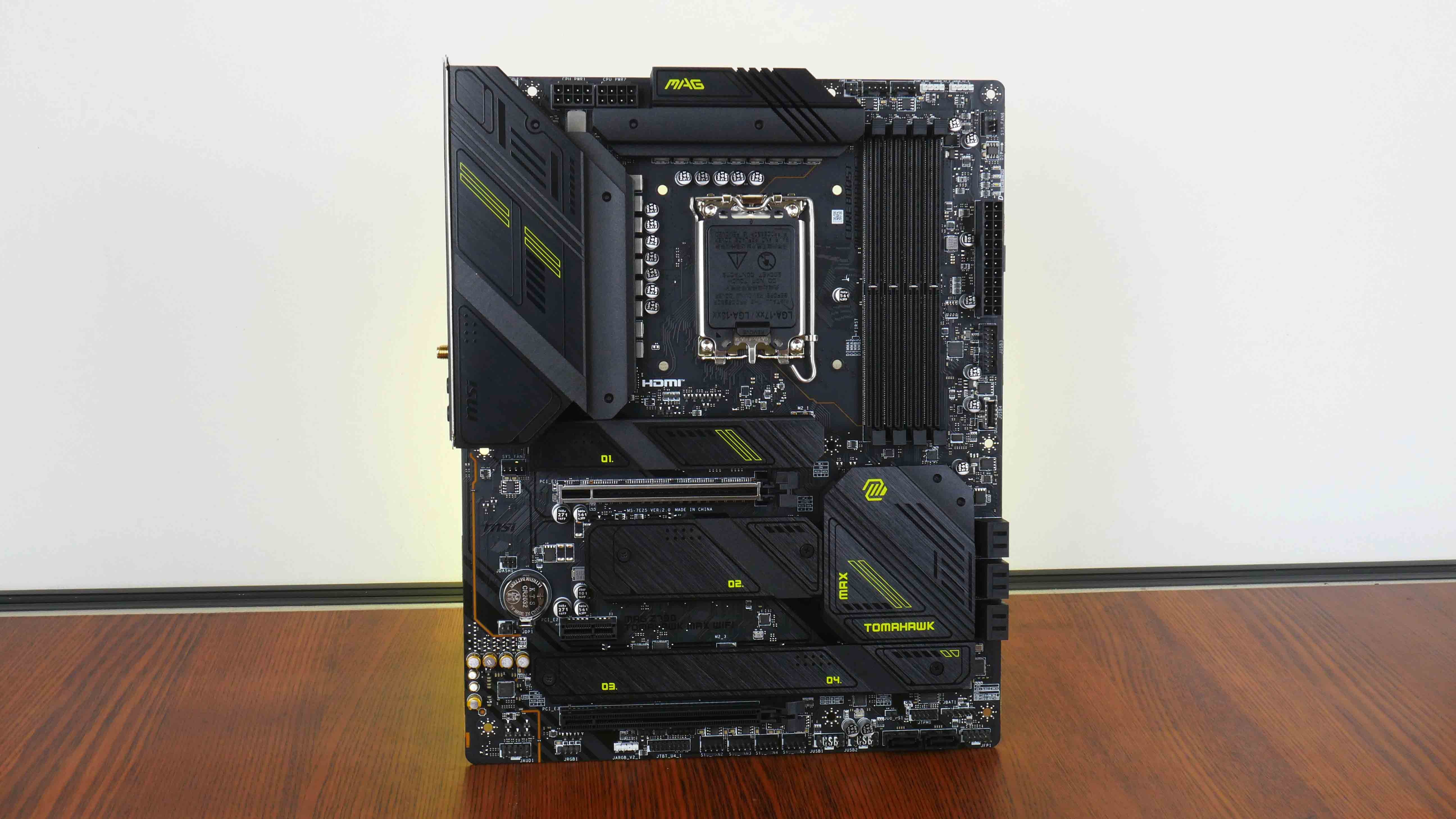 MSI MAG Z790 TOMAHAWK MAX WIFI Aesthetics (2)
