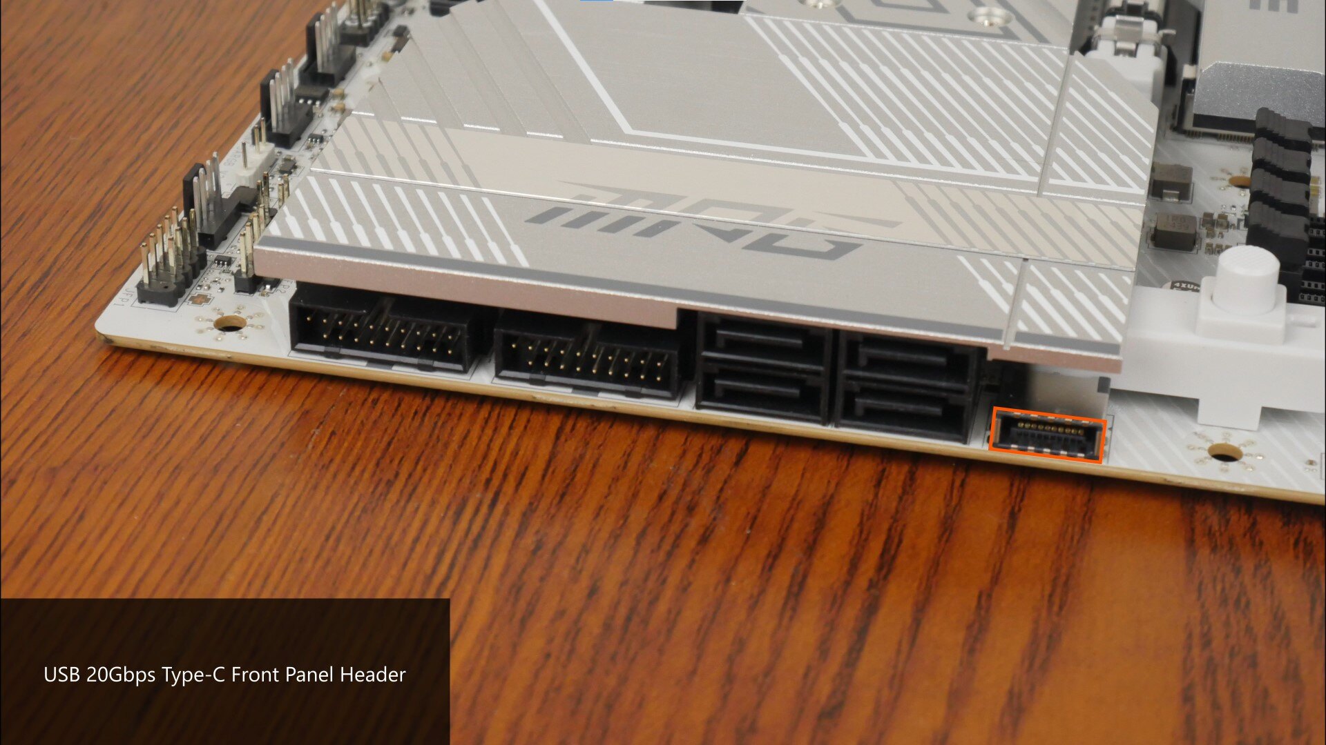 MSI MPG B850 EDGE TI WIFI Front Panel USB 20Gbps Type-C